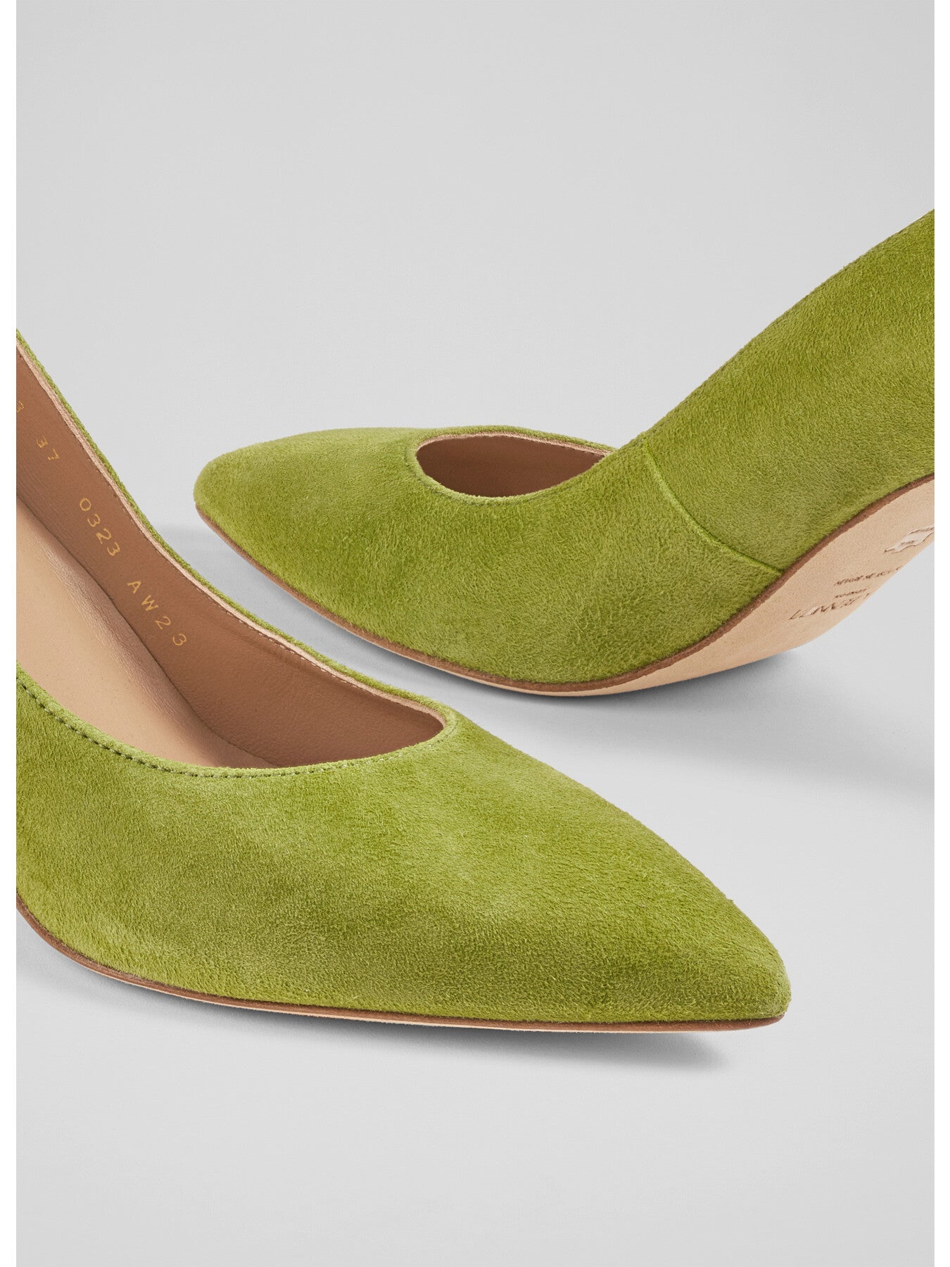 Floret Apple Suede Pointed Toe Courts