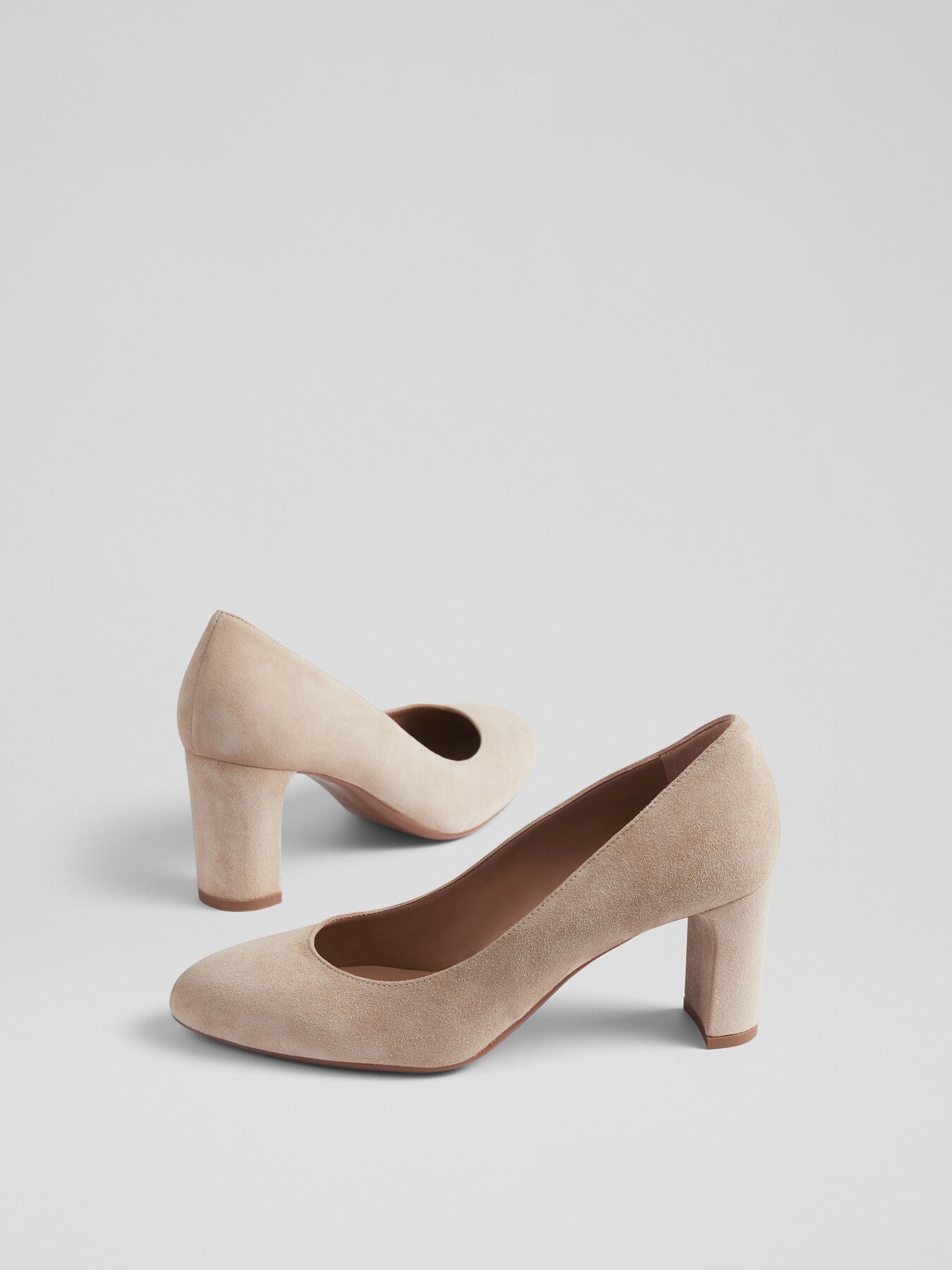 Winola Beige Suede Round Toe Courts