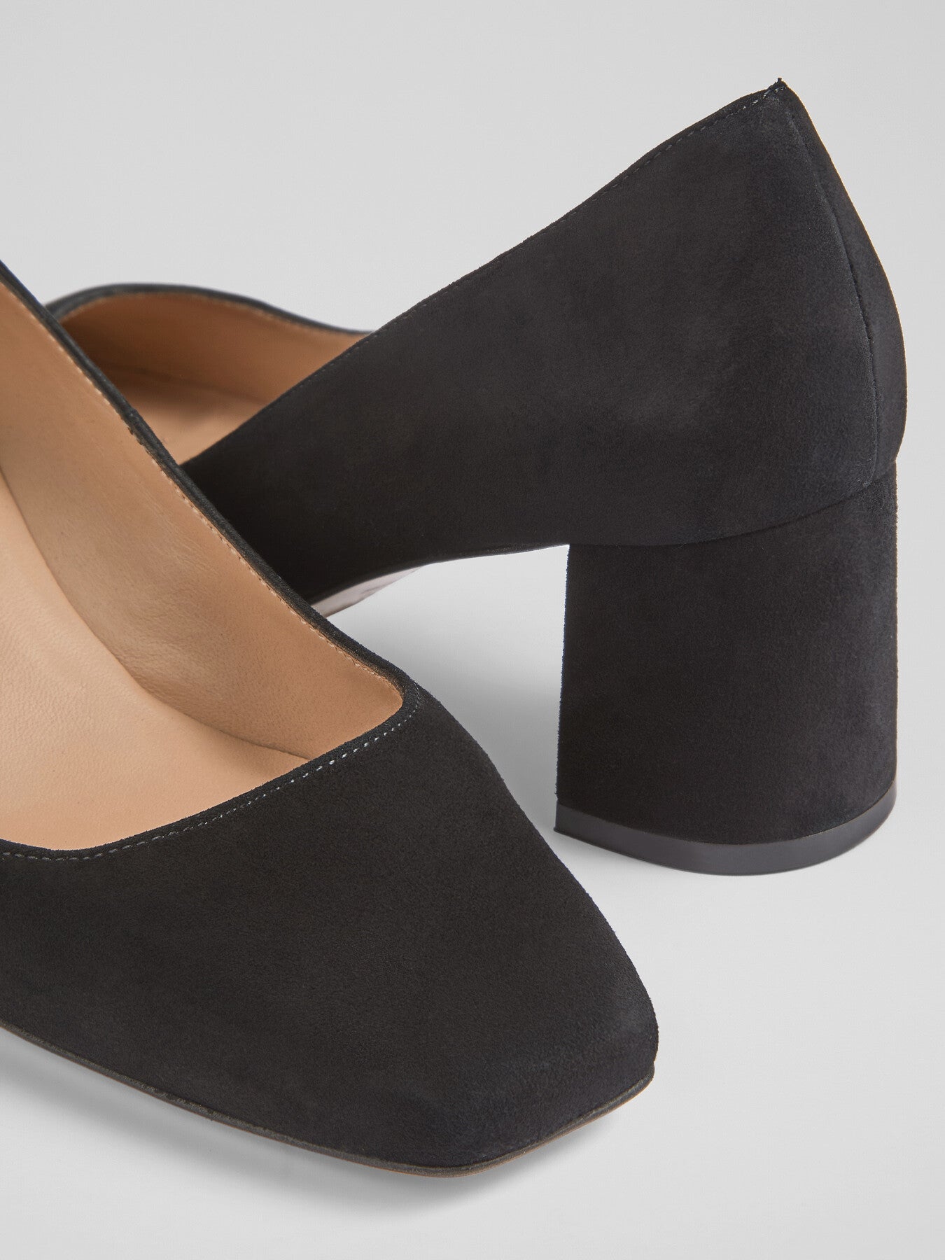 Sally Square Toe Courts