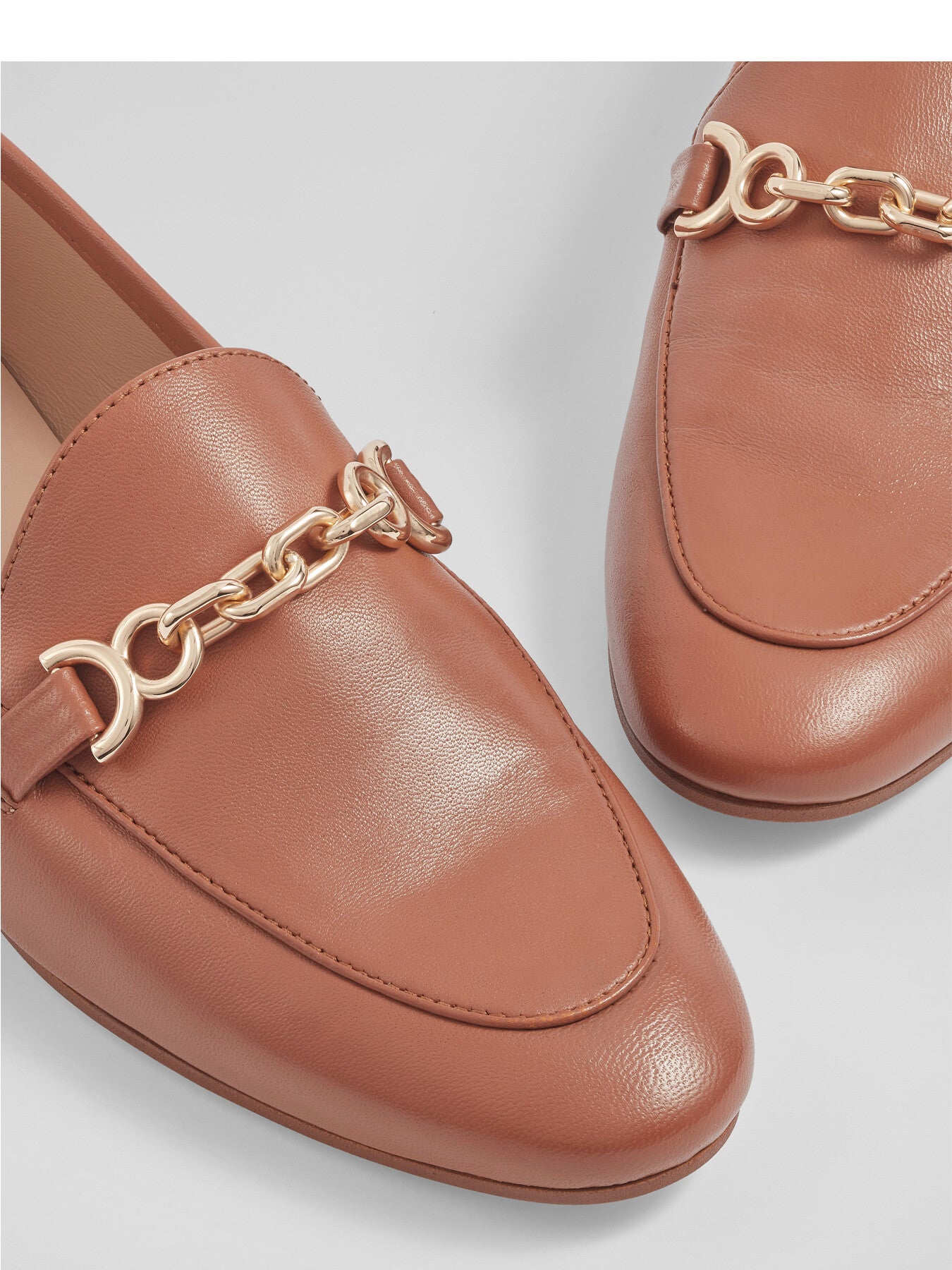 Adalynn White Leather Sffle Loafers