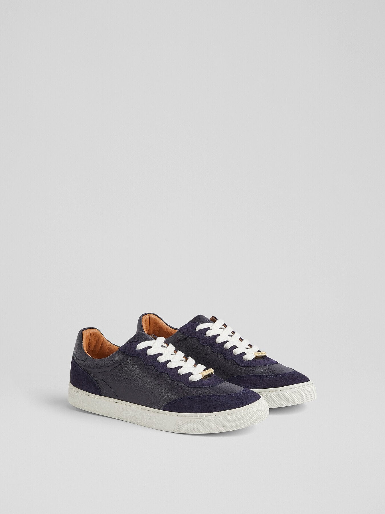 Lkb Runner Midnight Slim Sole Trainer