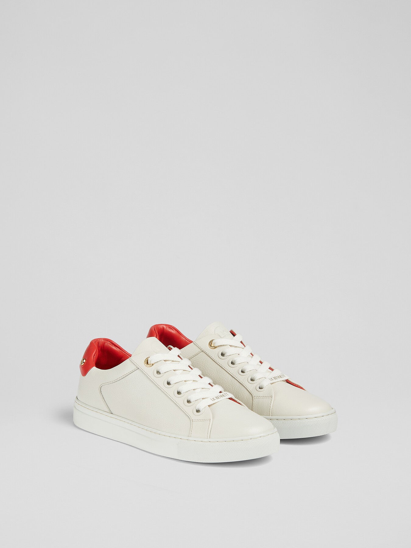 Signature Trench & Gold Classic Stud Trainer