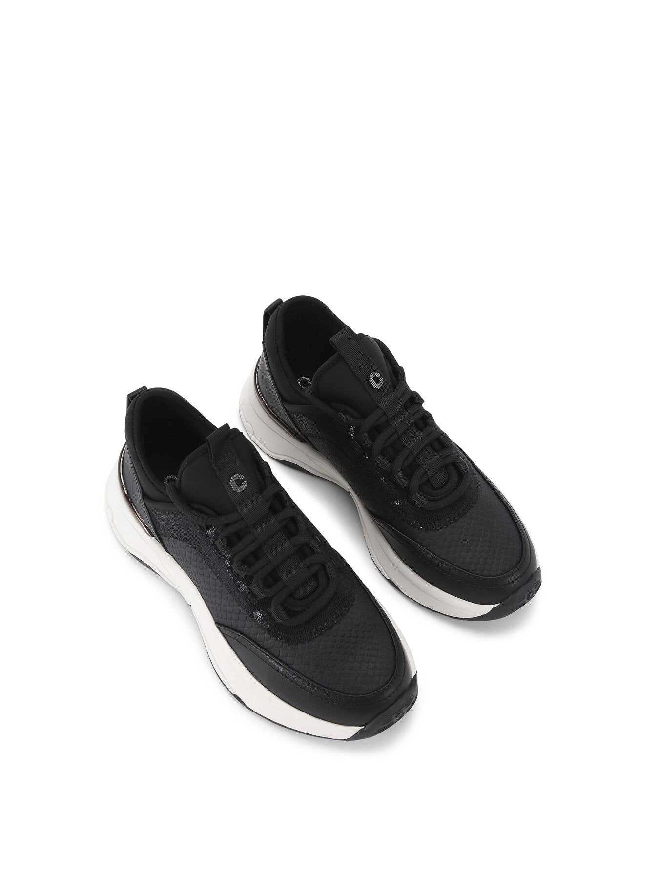 SWIFT RUNNER