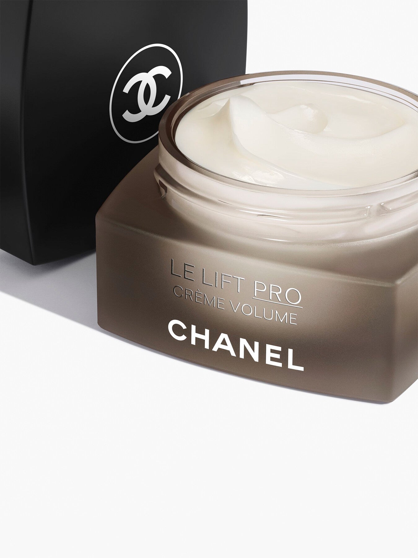 CHANEL LE LIFT PRO CRÈME VOLUME CORRECTS - REDEFINES - PLUMPS