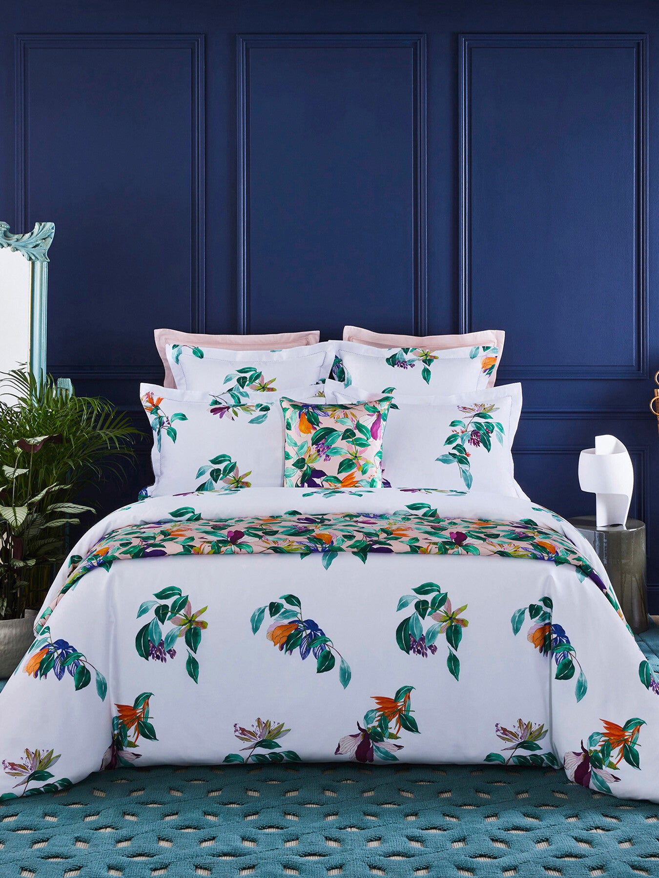 Parfum Duvet Cover