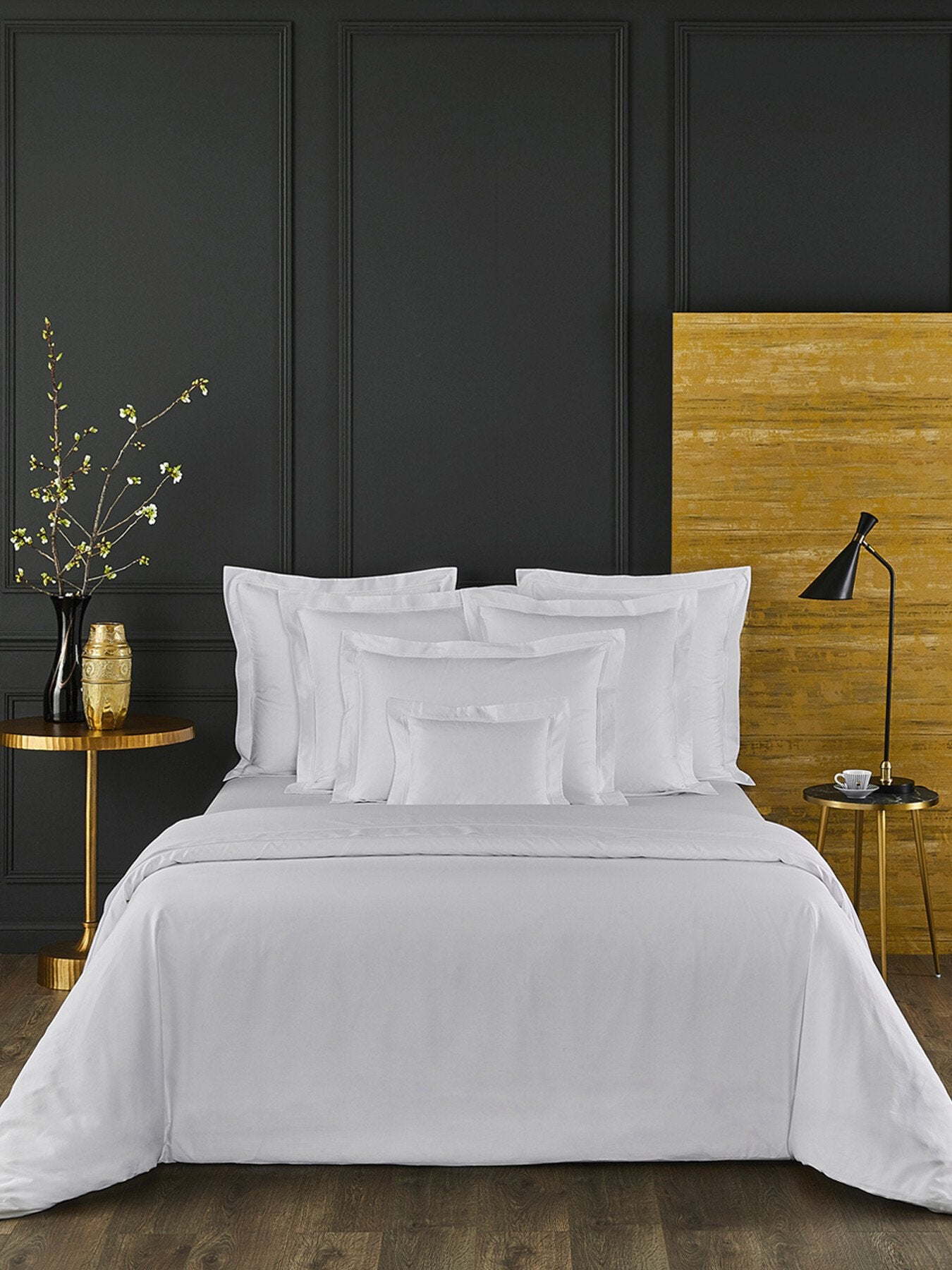 Triomphe Flat Sheet Collection