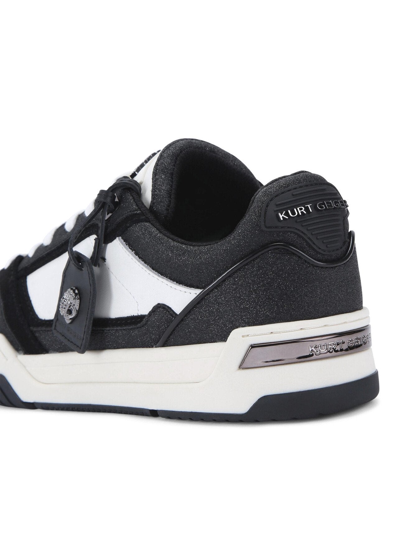 REGAN SNEAKER