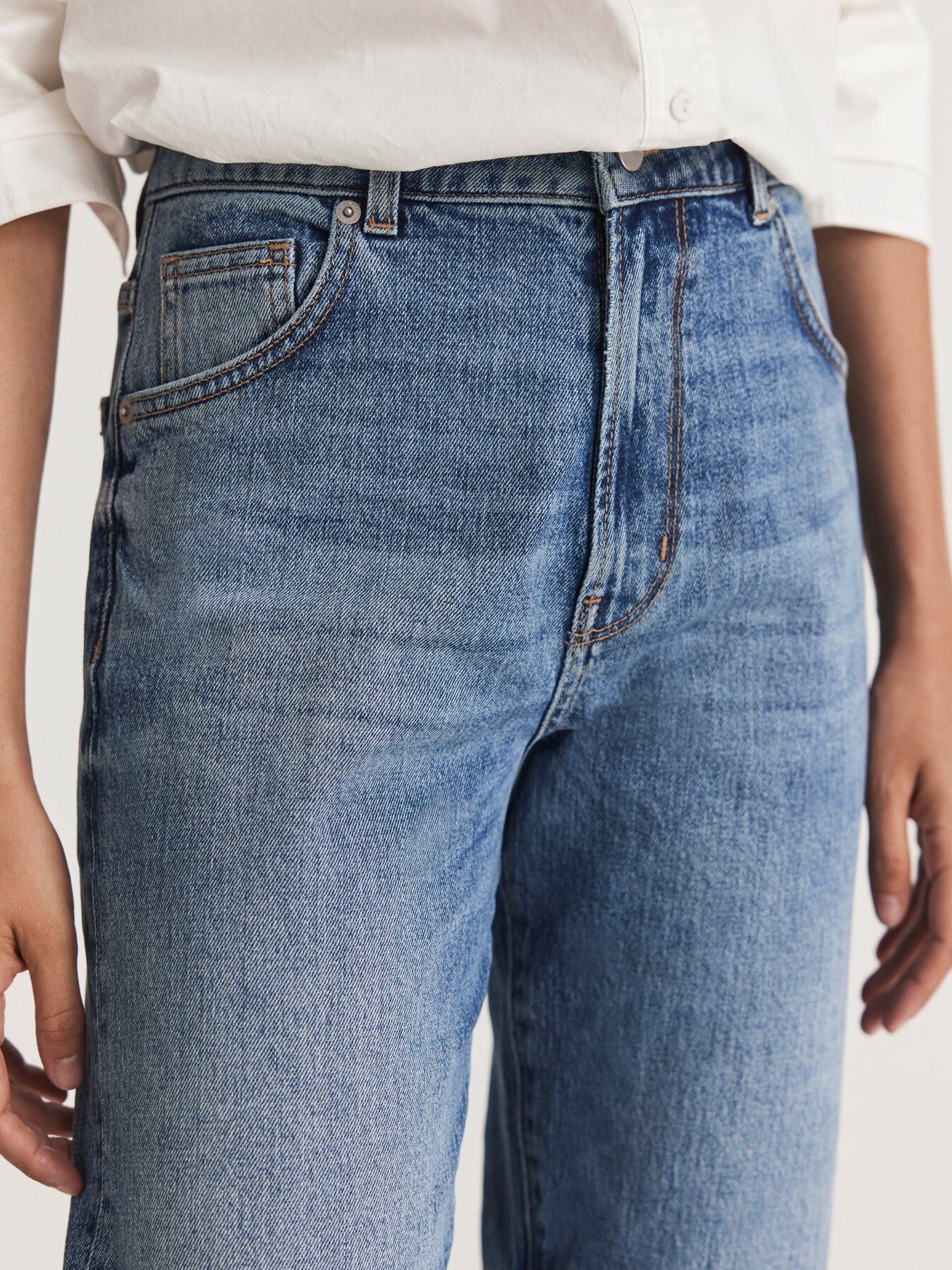 Mid Indigo Straight Jeans