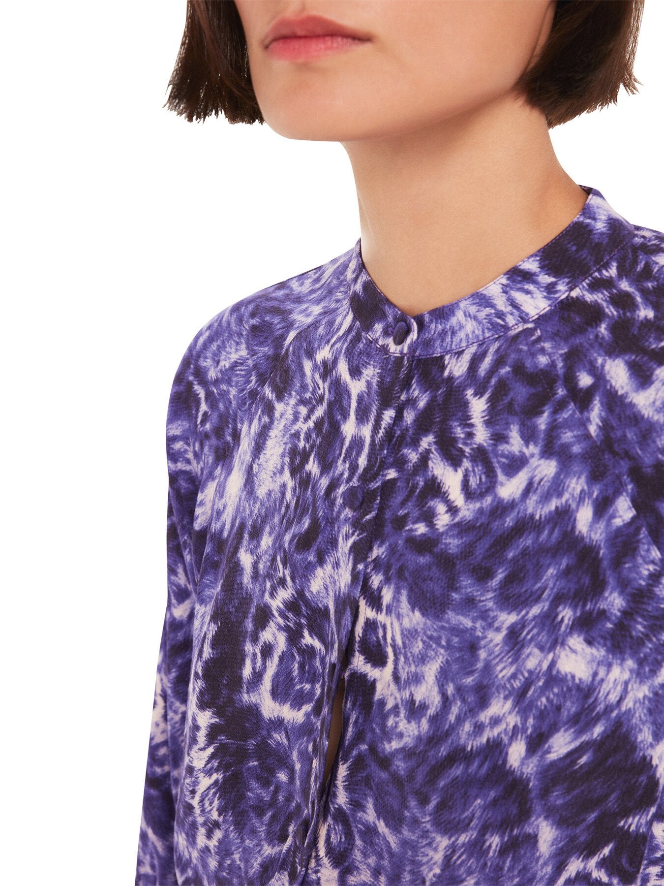Glossy Leopard Raglan Shirt