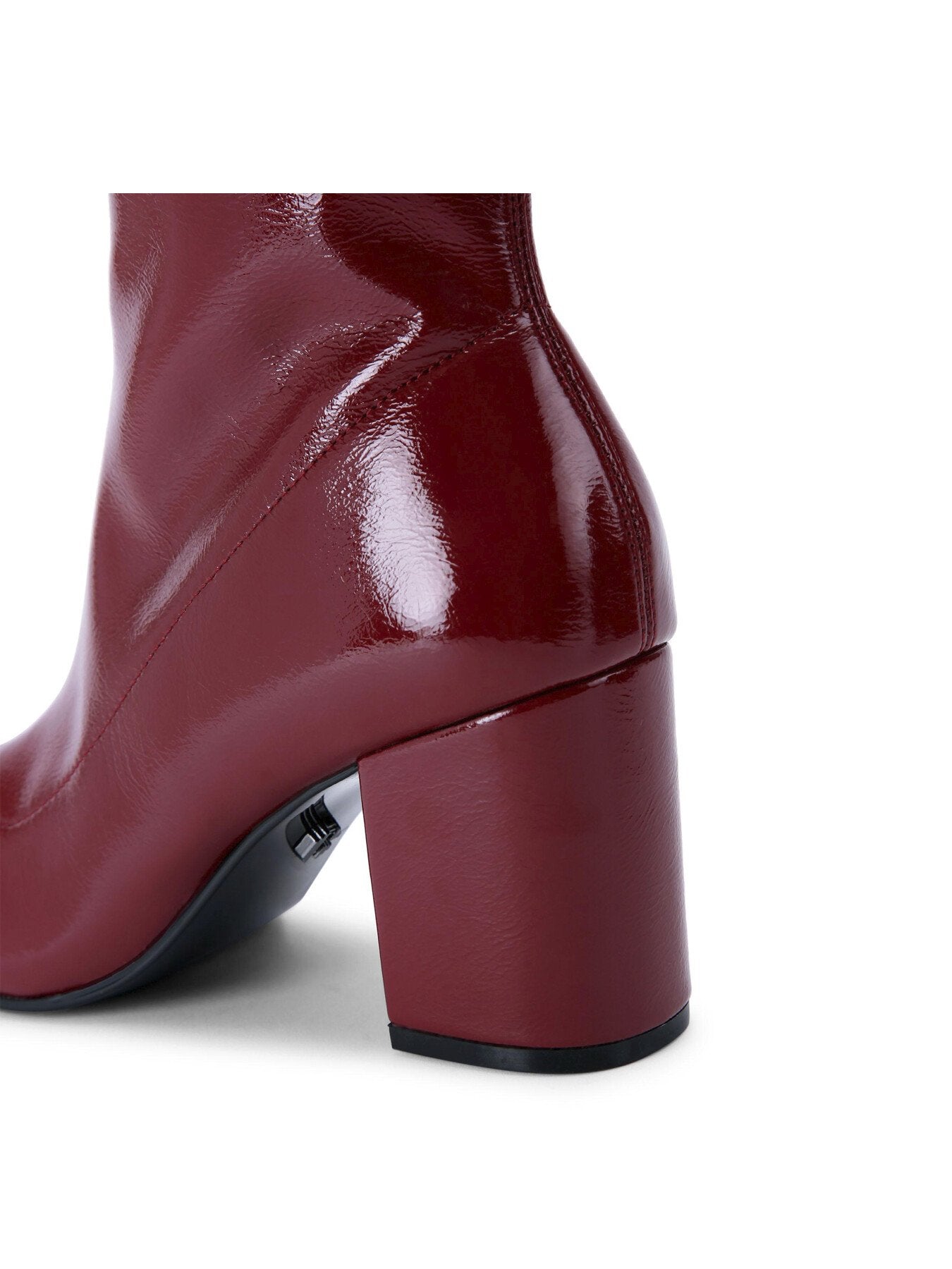 STRUT ANKLE