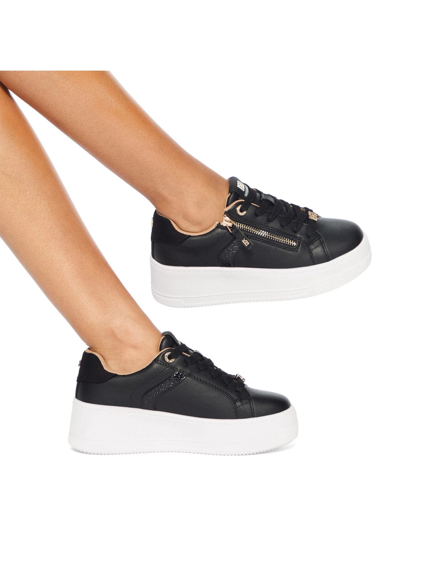 LOTTIE LACE UP