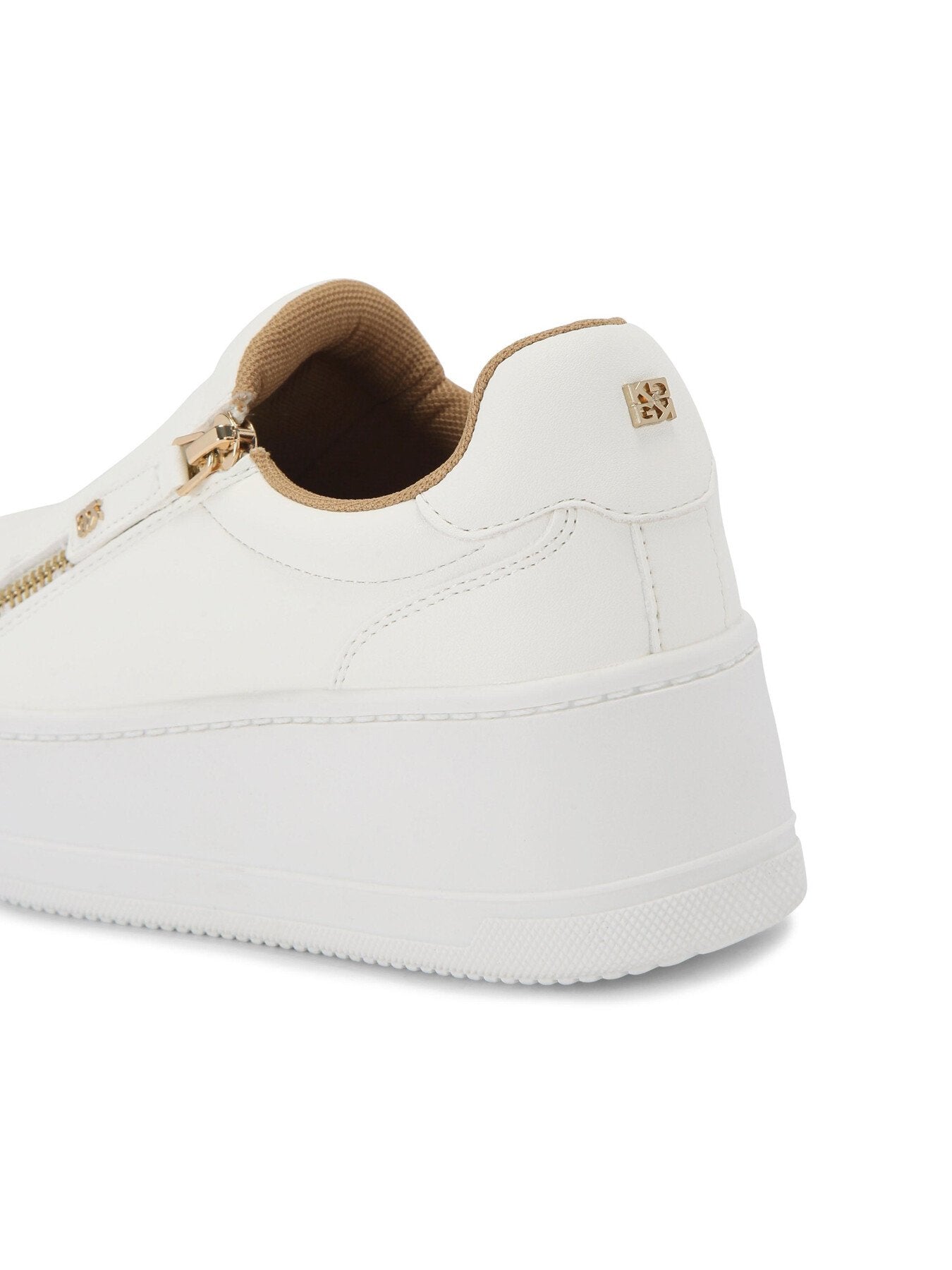 LOTTIE SLIP ON
