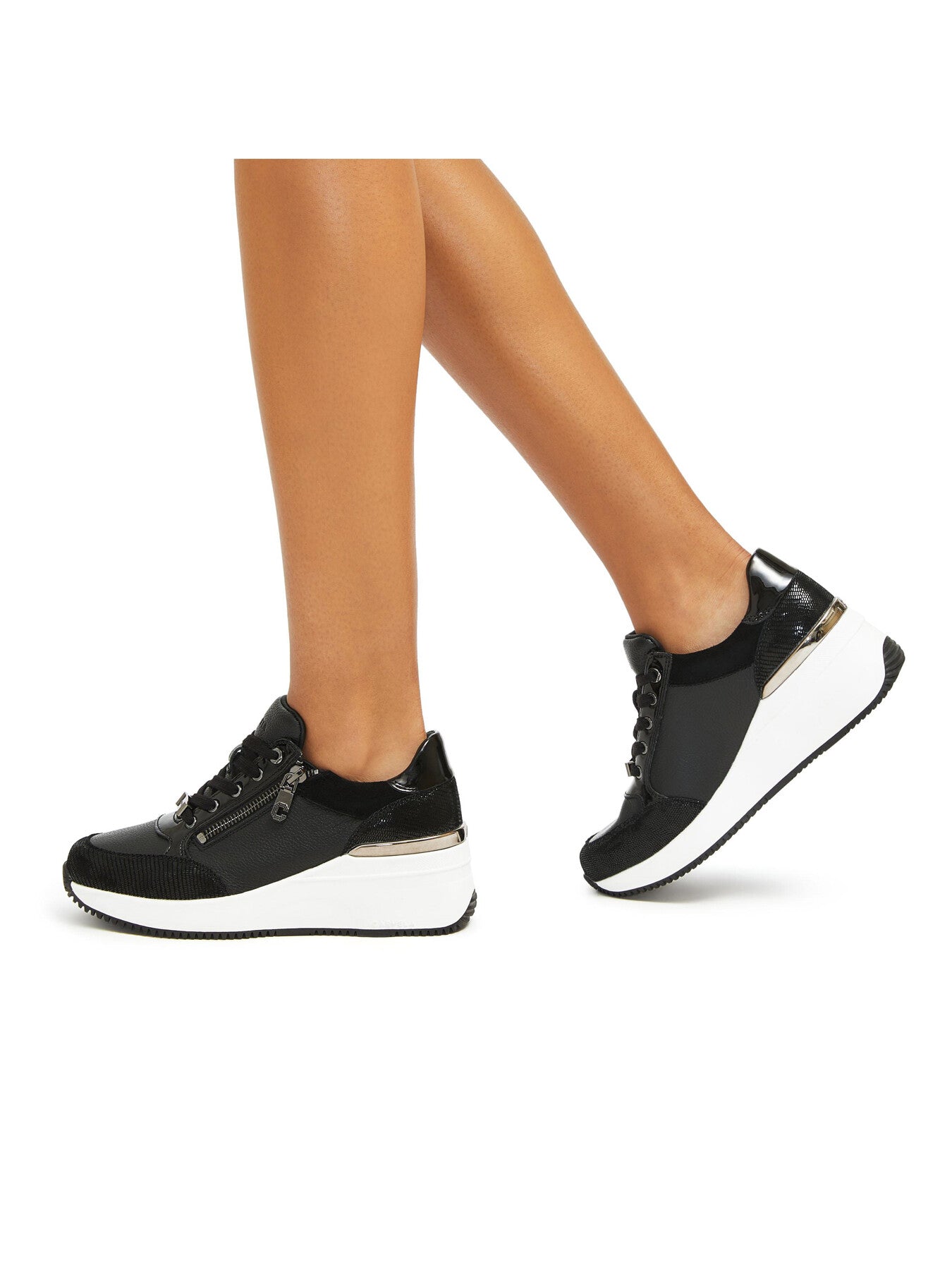 SKYLINE WEDGE SNEAKER