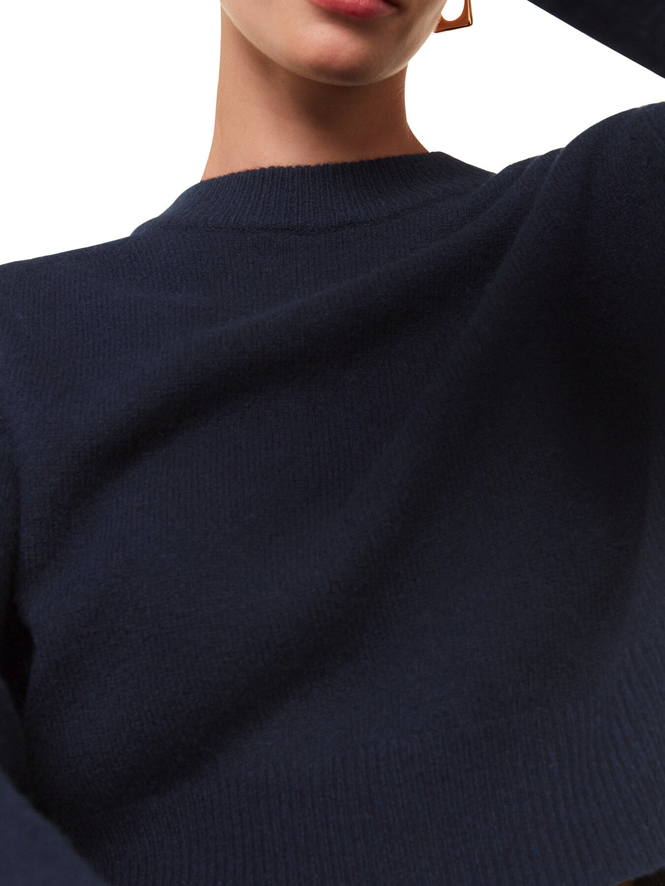 Wool Crop Relaxed Knit