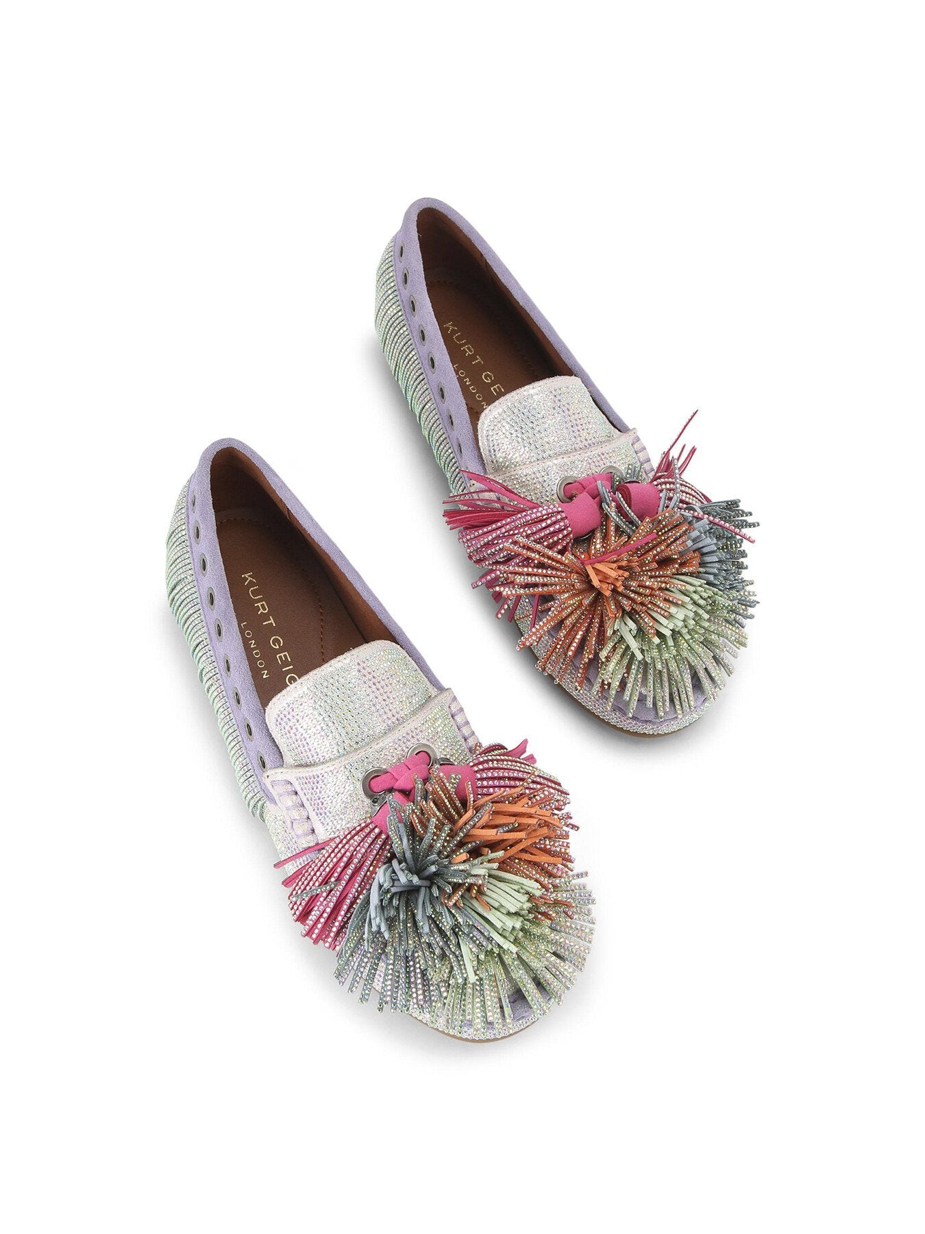 POM POM MOCCASIN
