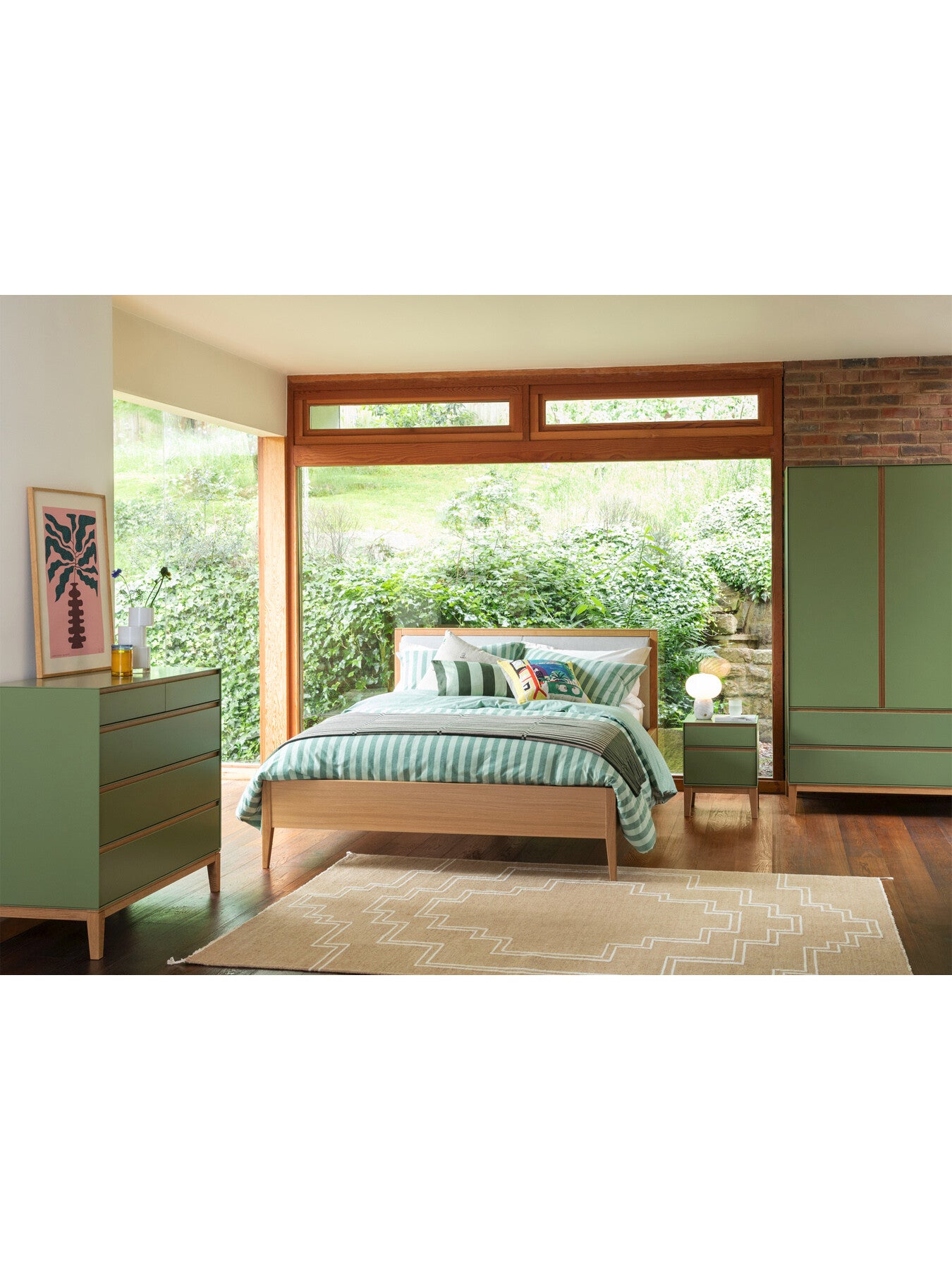 Lars 5 Drawer Dresser Olive and Oak