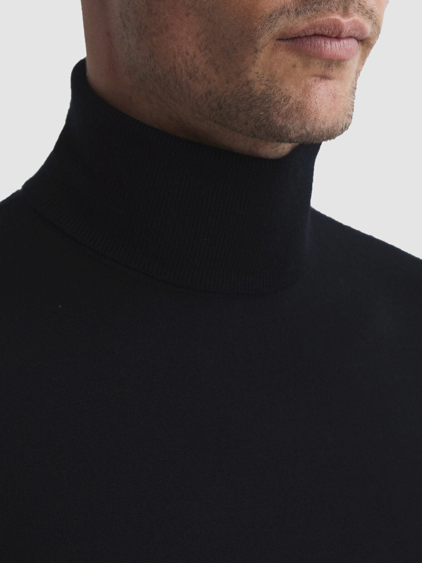 Caine Merino Wool Rollneck