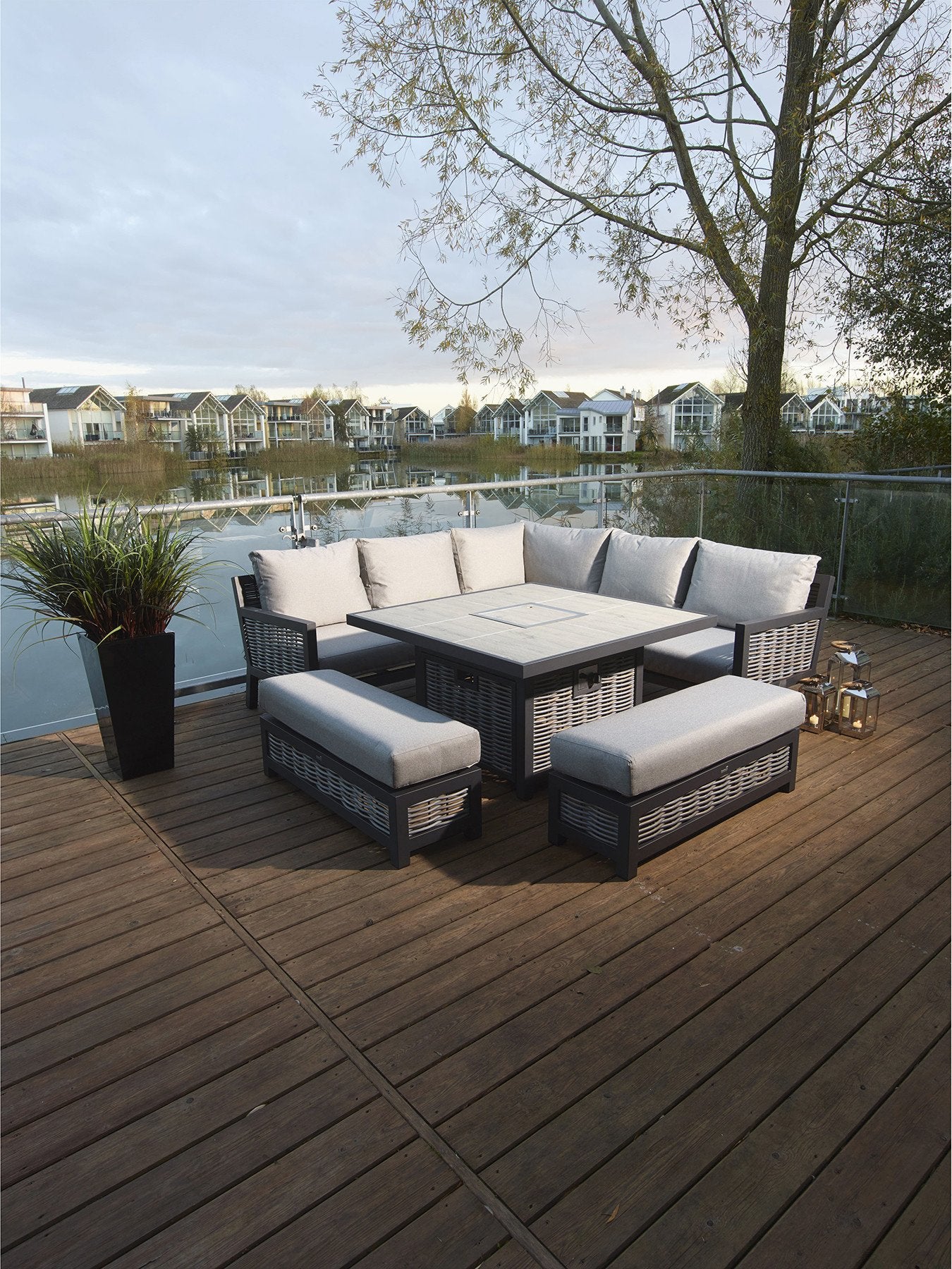 Portofino Wicker Square Modular Dining Set with Firepit