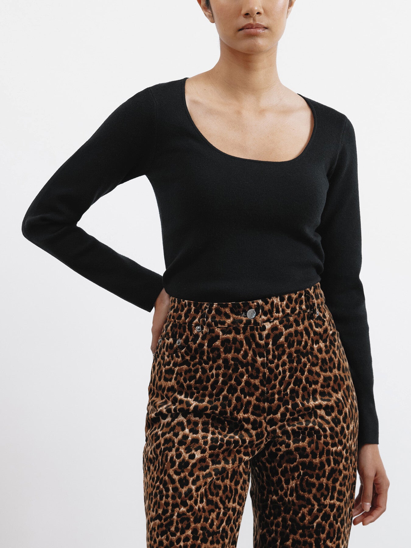Scoop Neck Knit Top Black
