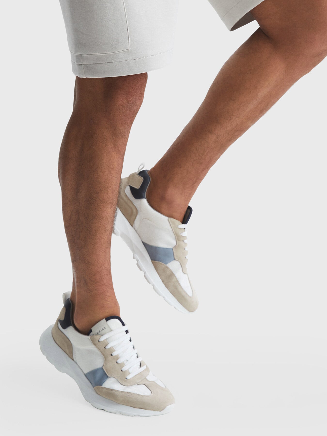 WhiteEvo Lite Running Trainers