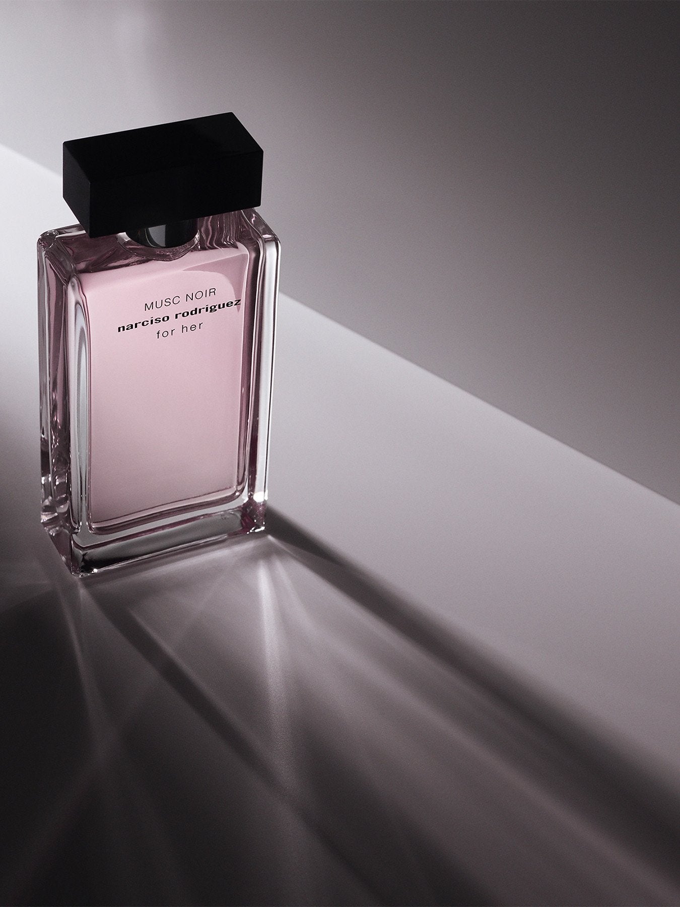 for her Musc Noir Eau de Parfum 100ml