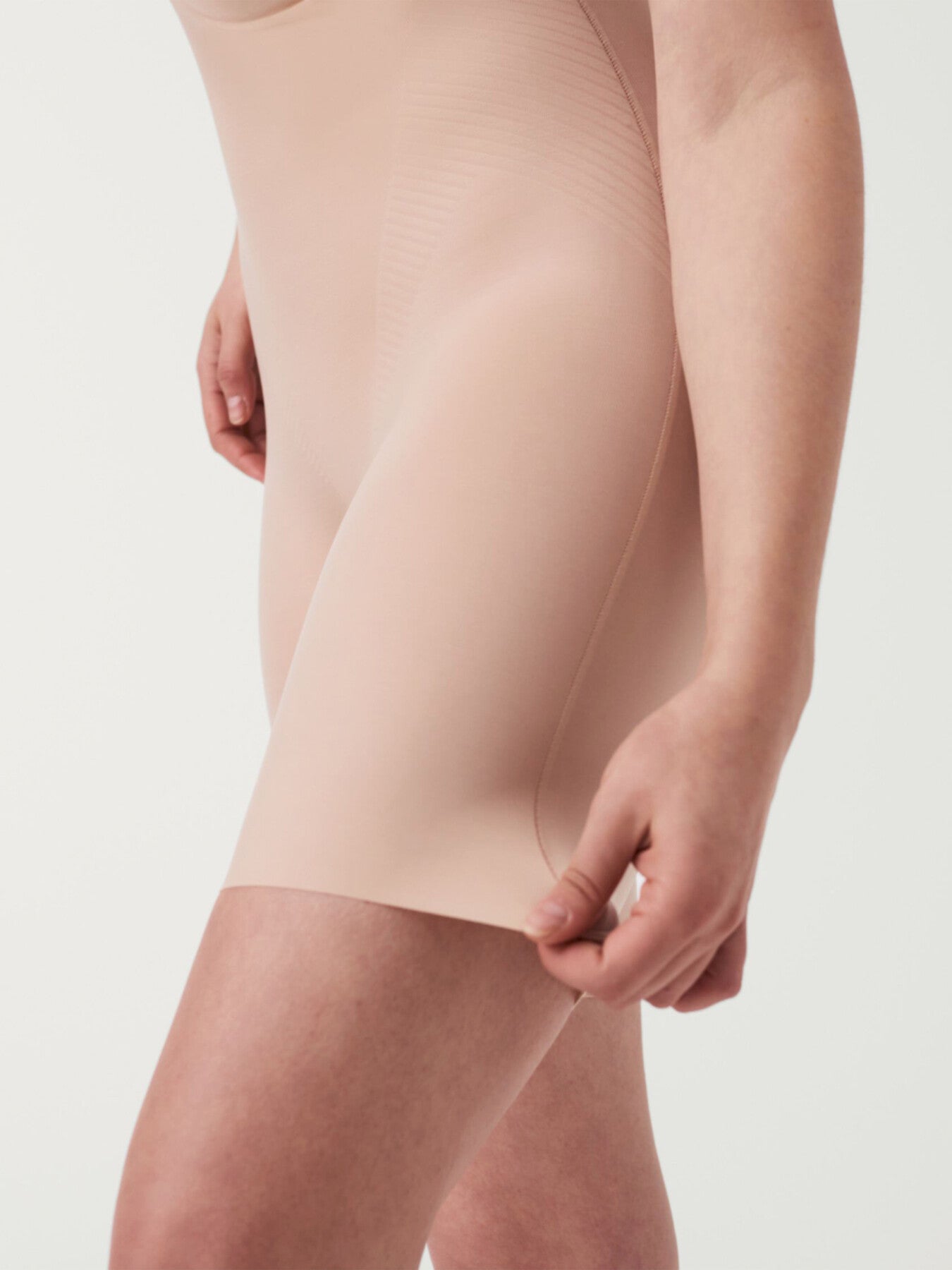 Thinstincts 2.0 Open Bust Thigh Bodysuit