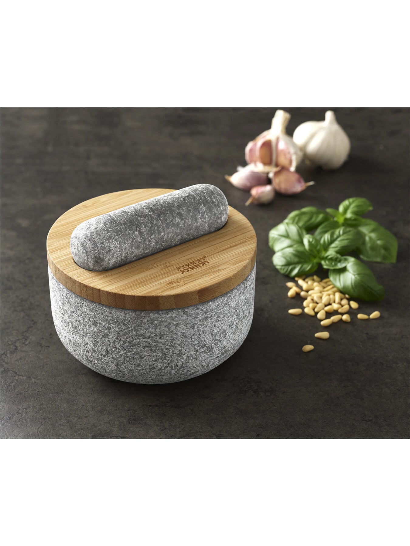Dash Pestle Mortar with Bamboo Lid