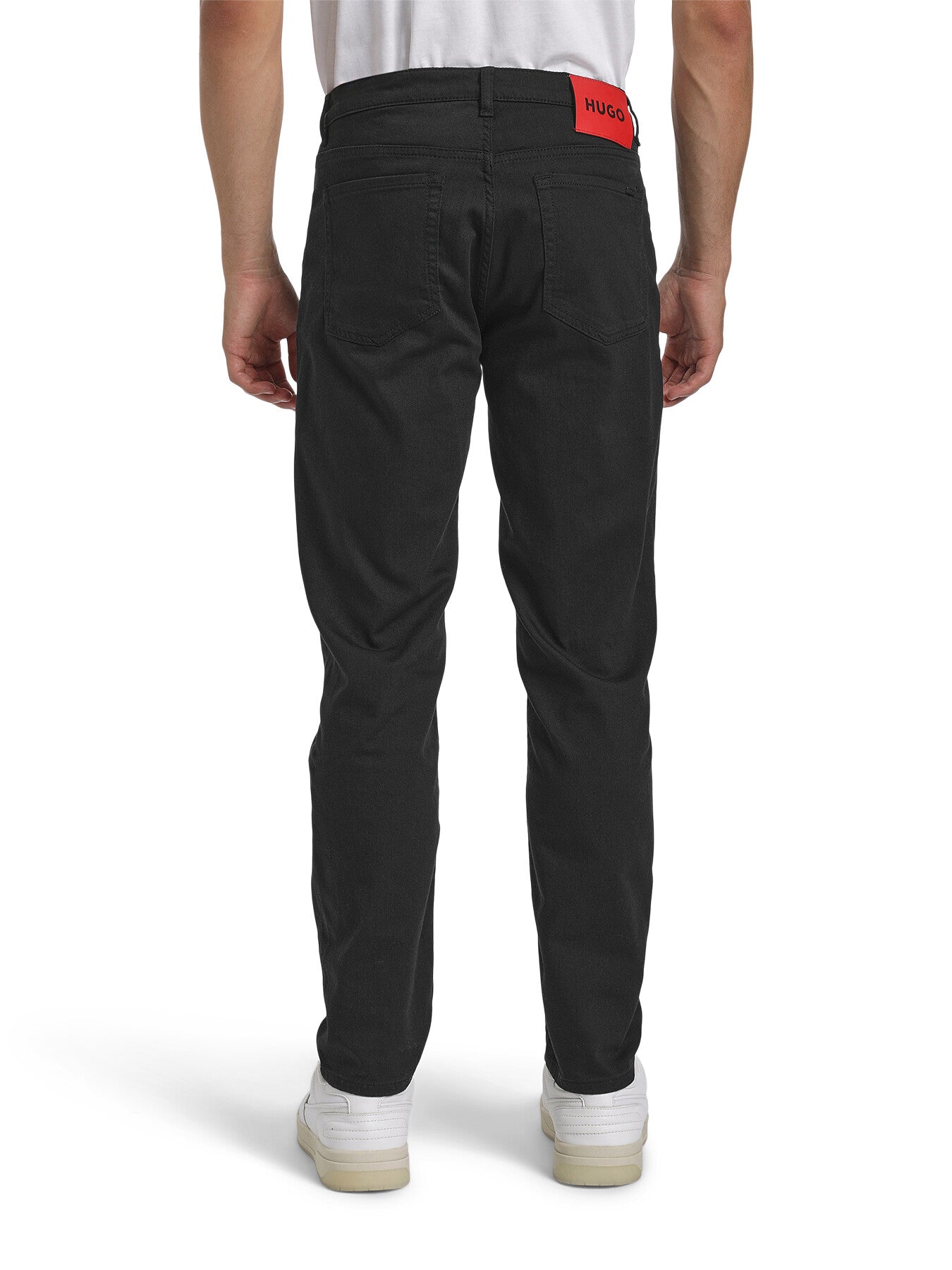 634 Tapered Jeans