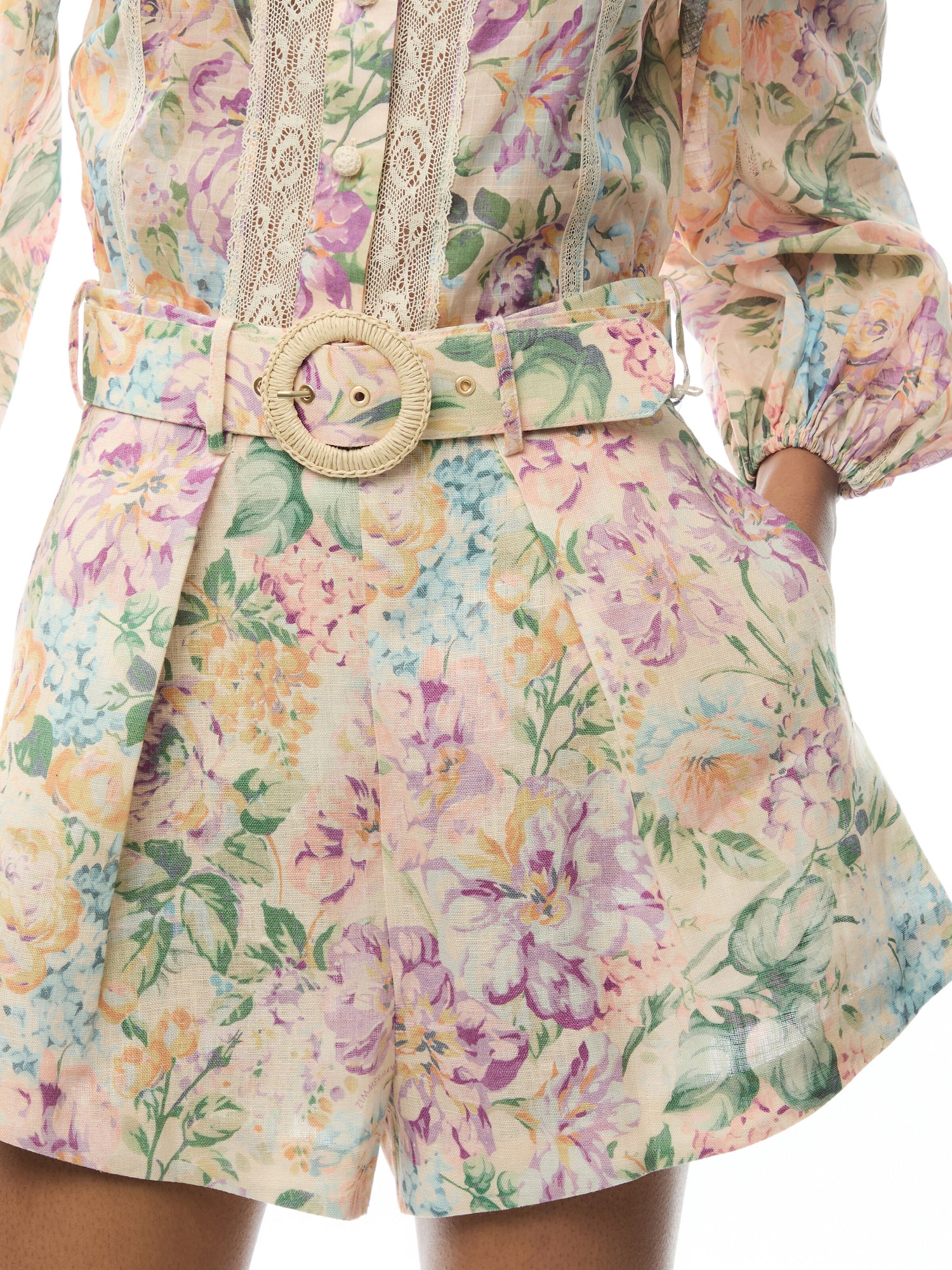 Halliday Tuck Short