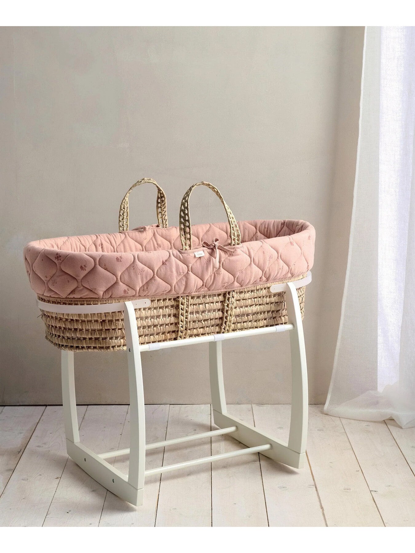 Welcome to the World Wildflower Moses Basket