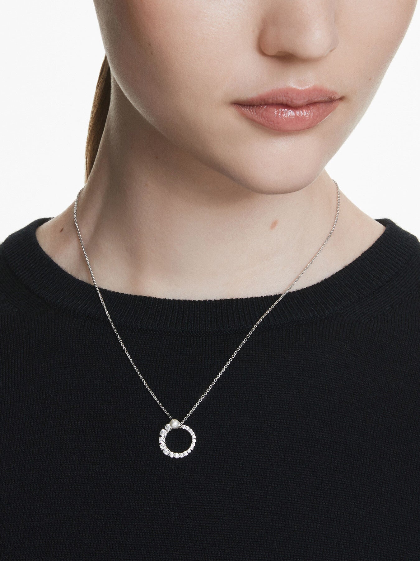 Matrix Crystal Pearl Pendant Necklace
