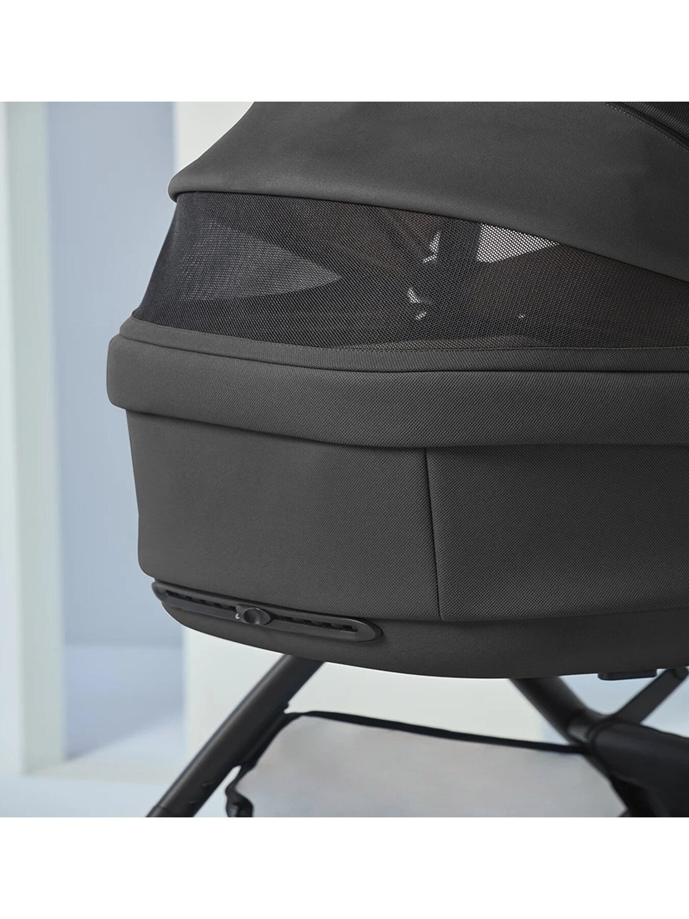 Dune First Bed Folding Carrycot