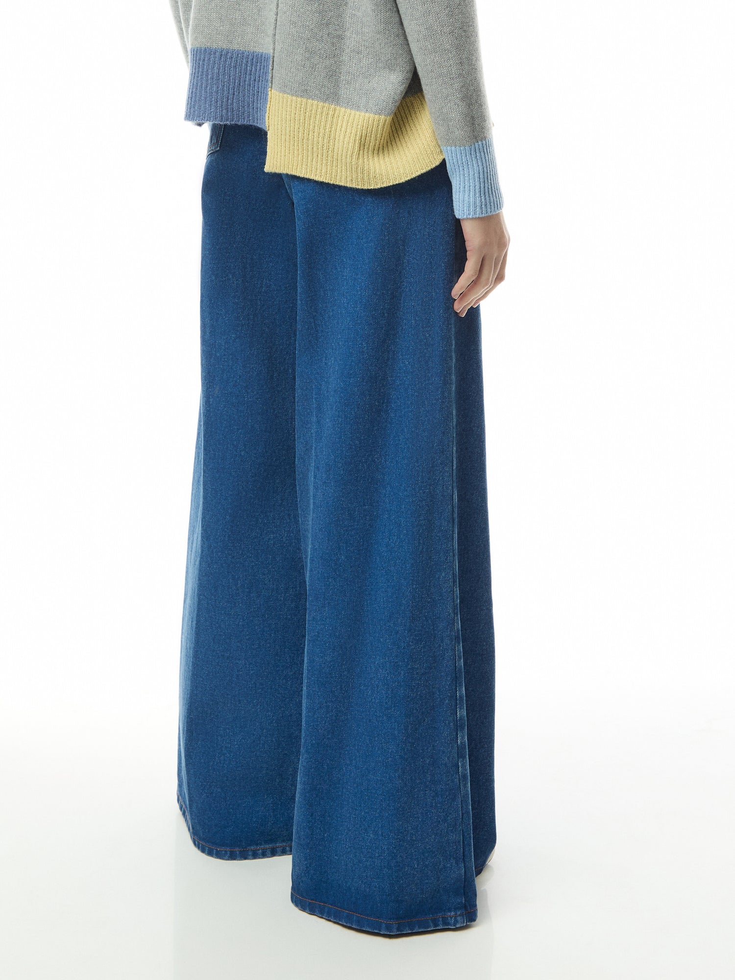 Wide Leg Jeans
