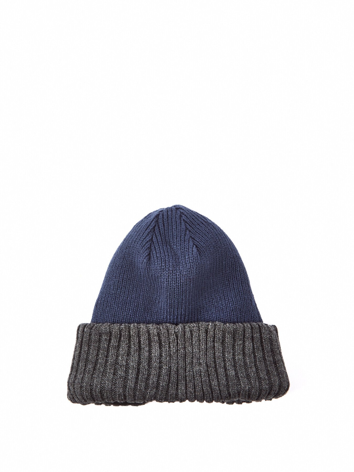 Colby Waterproof Zipped Pocket Knitted Beanie