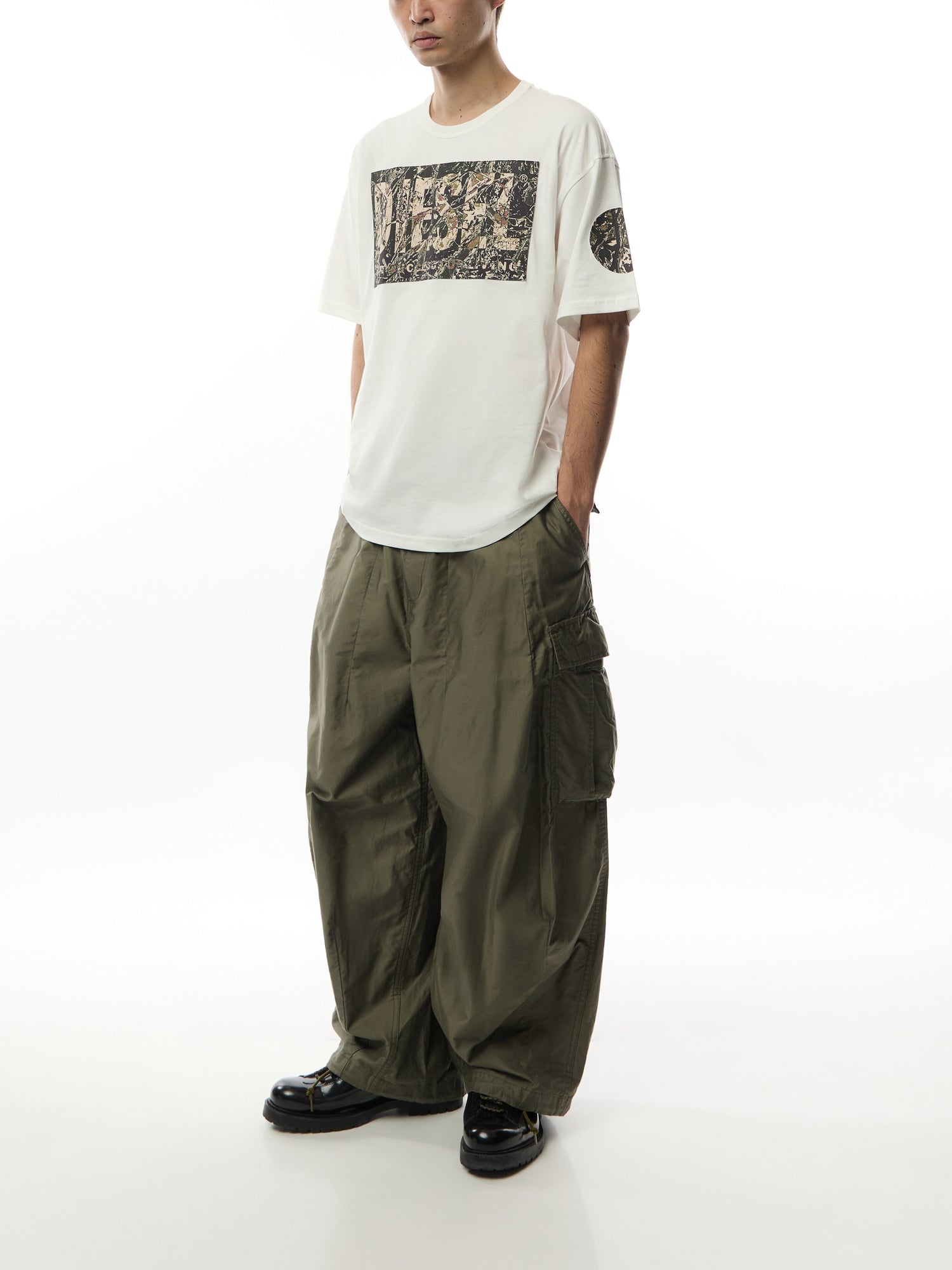 T-Boxt R22 Big Flower Logo T Shirt