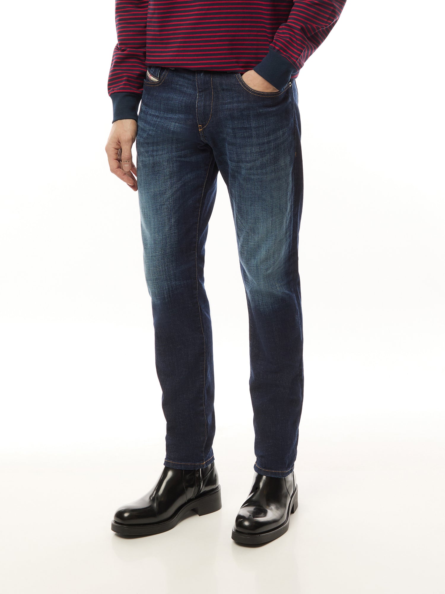 2019 D-Strukt Slim Fit Jeans