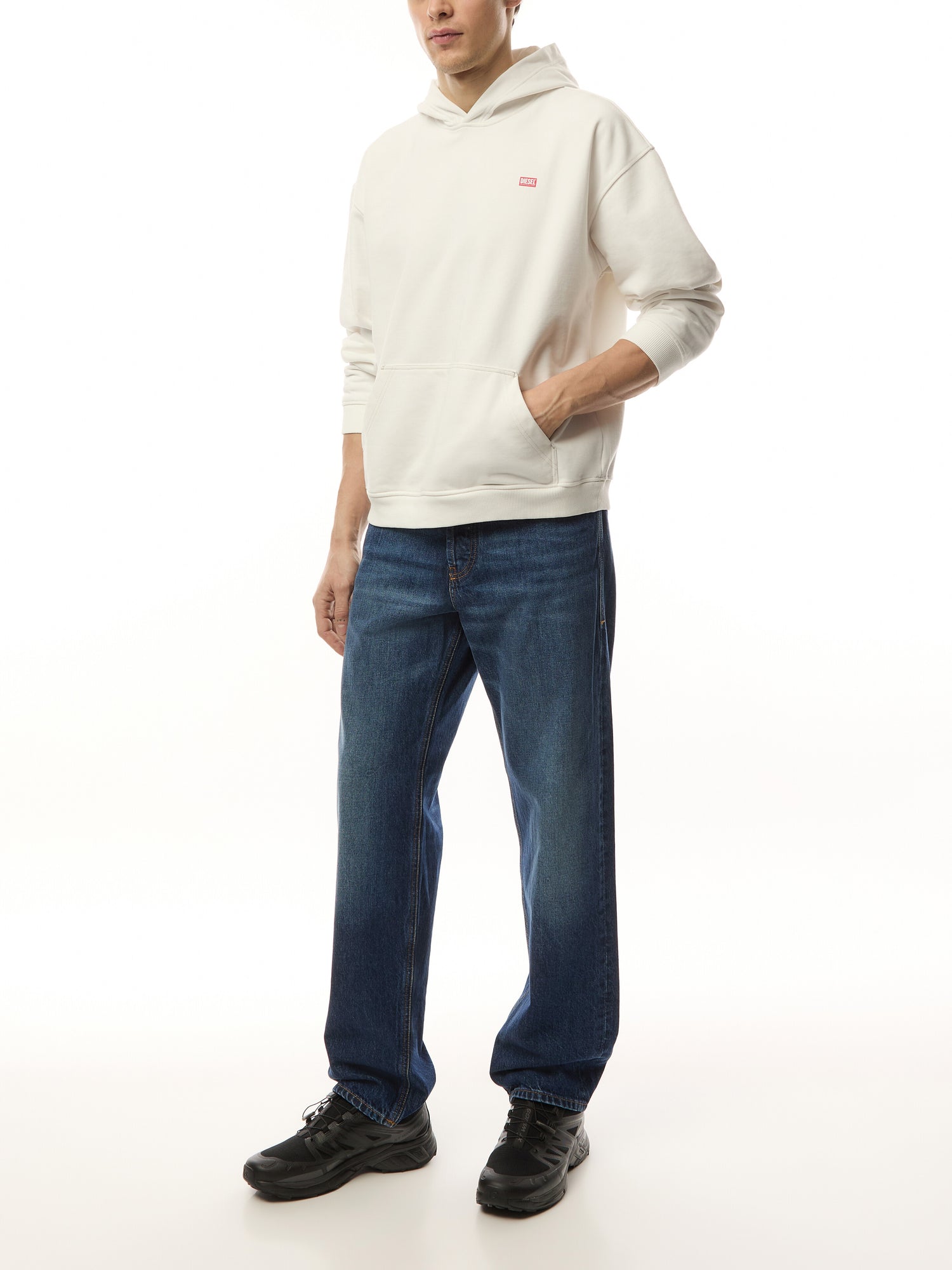 2010 D Macs Straight Lose Fit Jeans