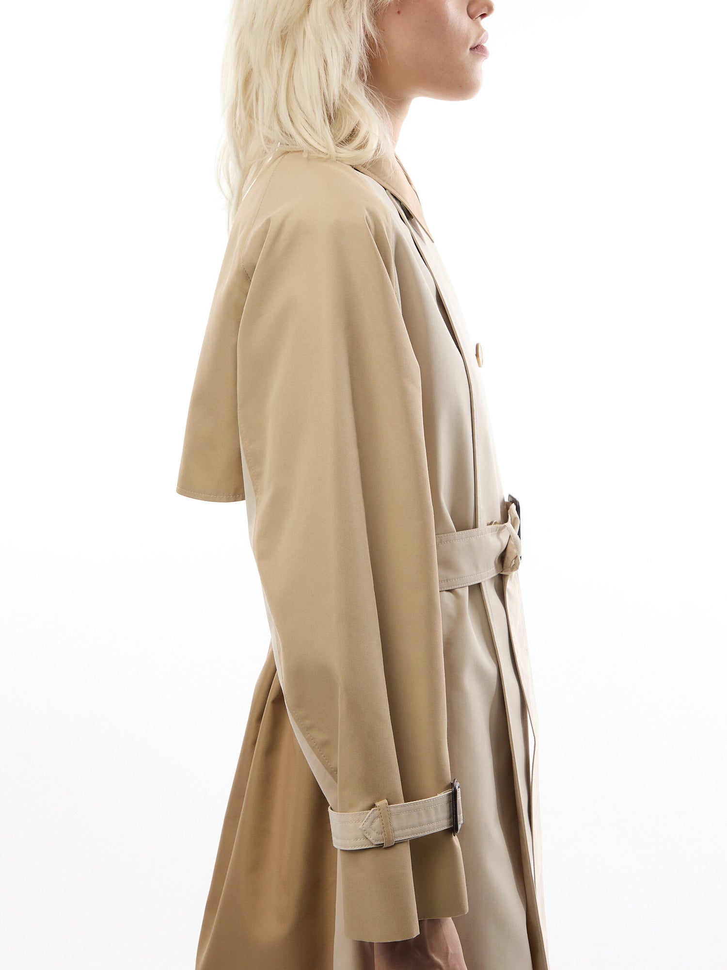 Canasta Raincoat
