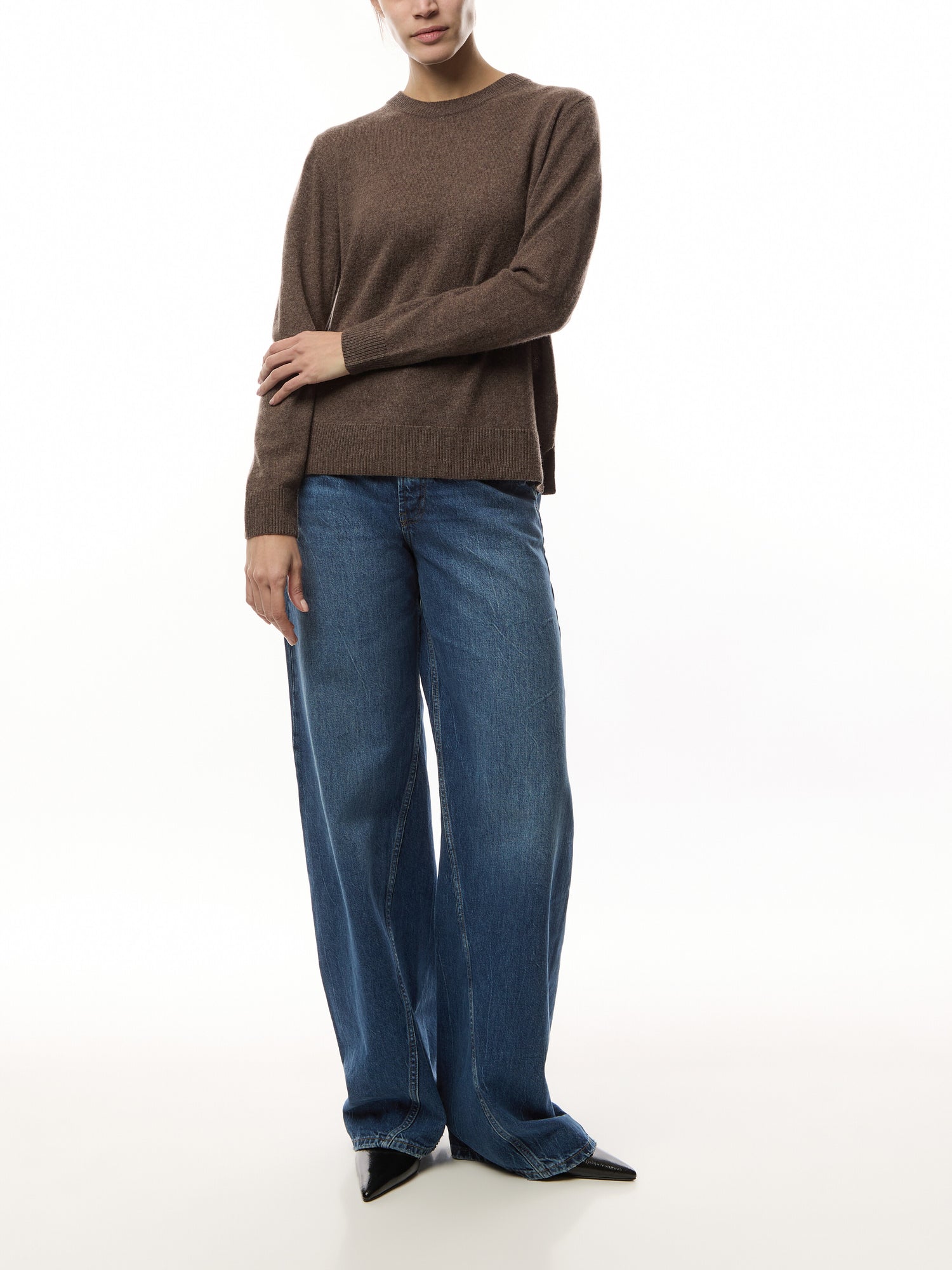 Lr- Eloise 2 Cashmere Crewneck