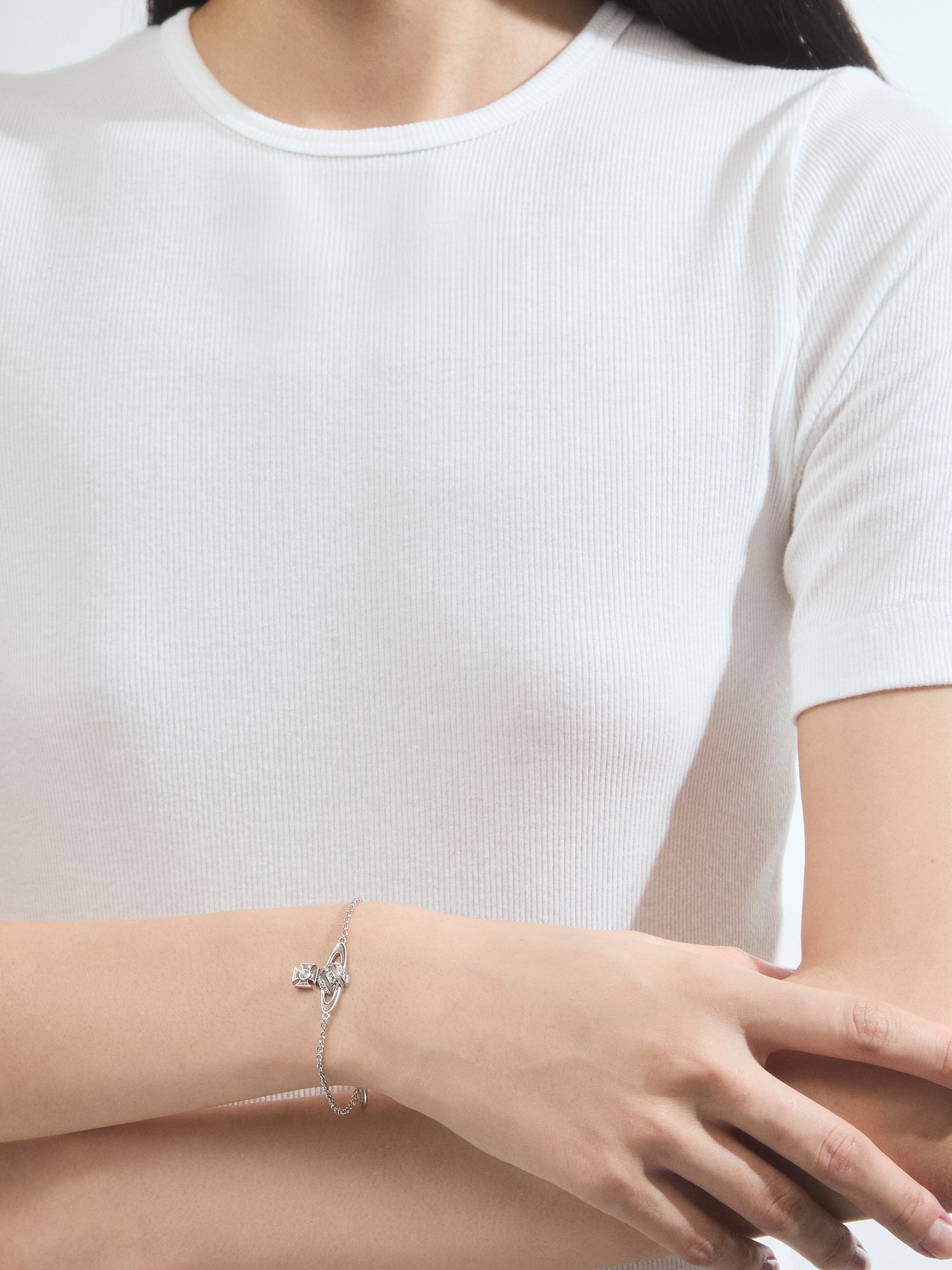 Assita Bas Relief Bracelet