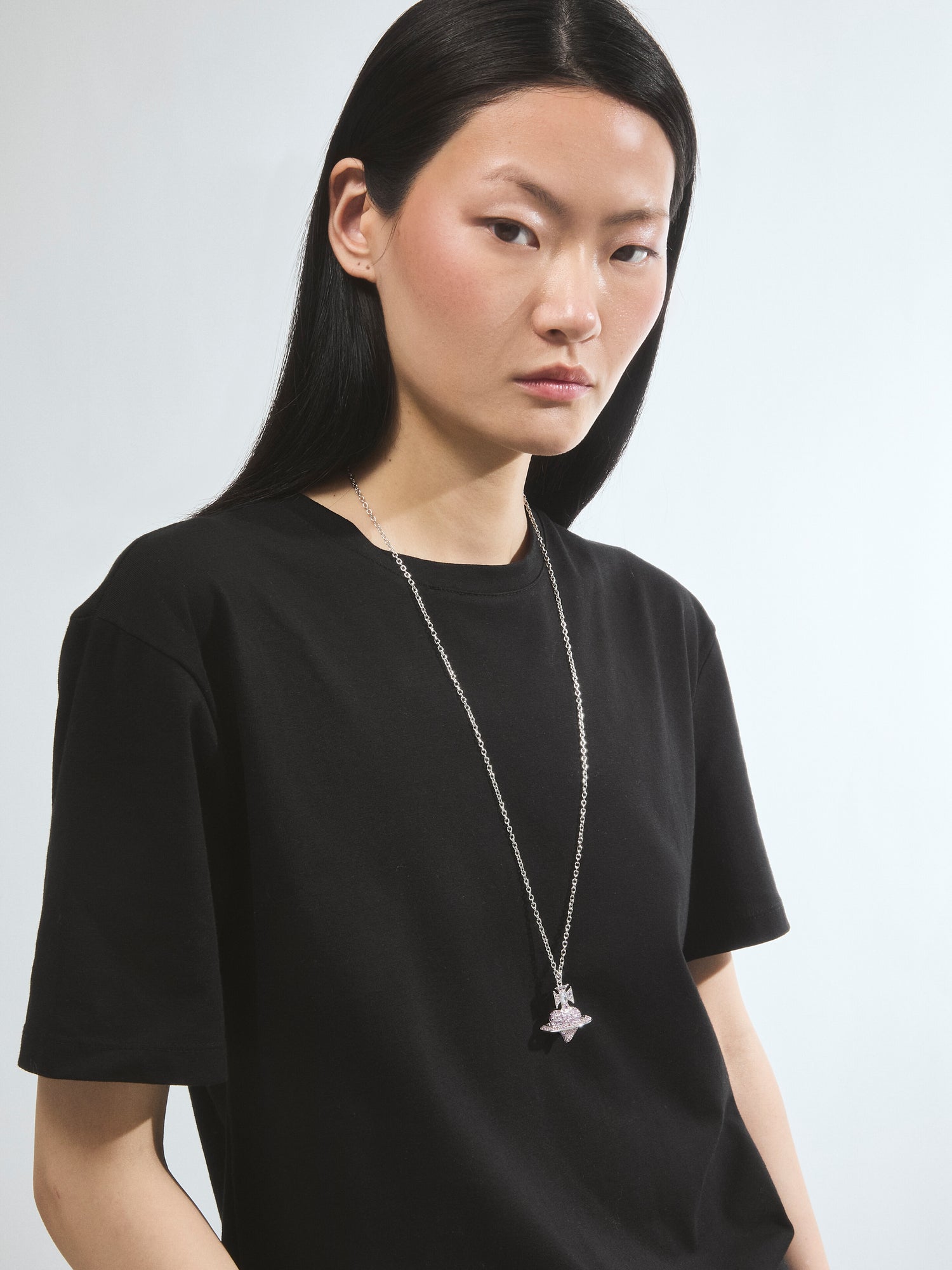 Agnatha Pendant Necklace