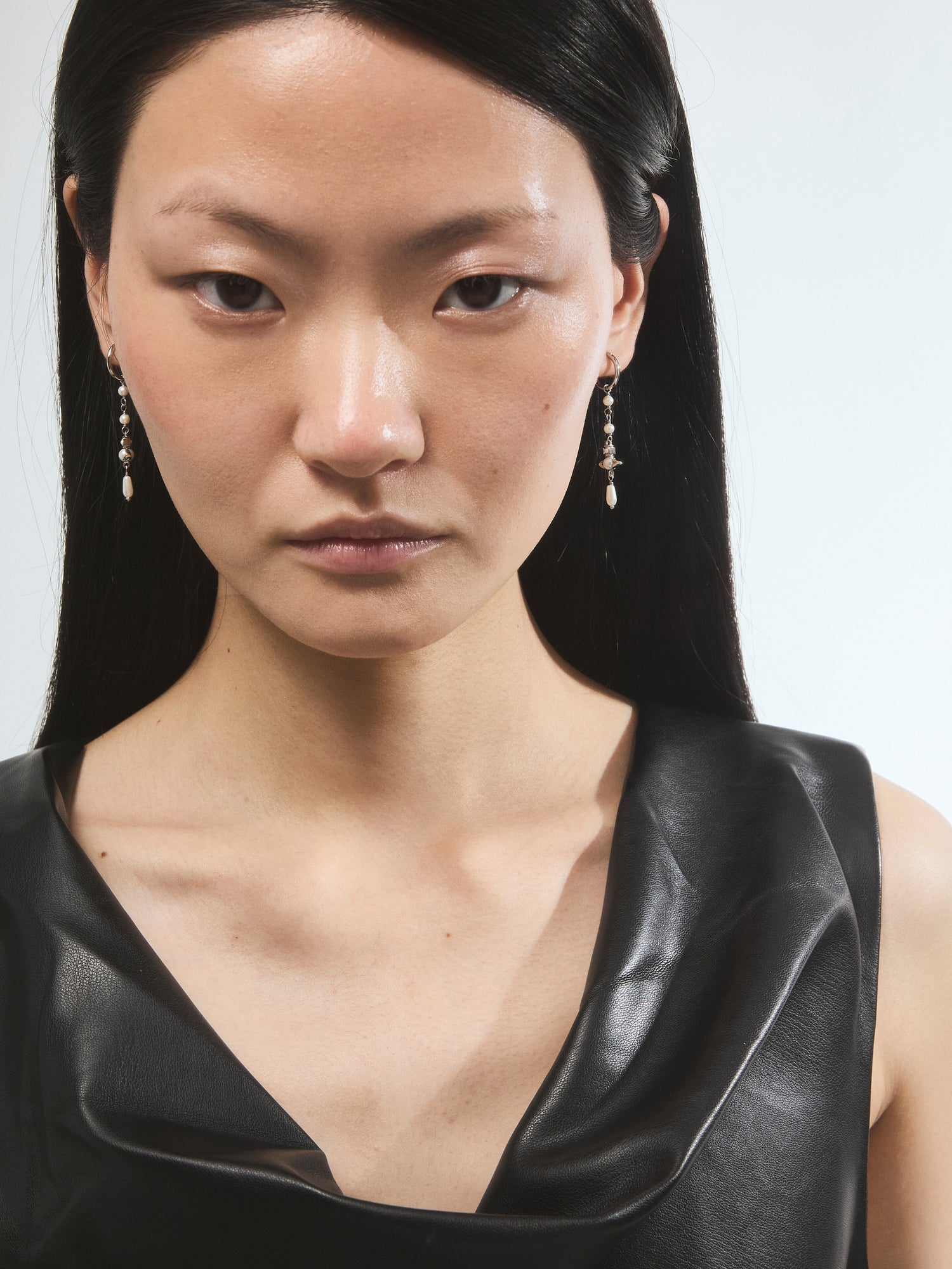 Emiliana Drop Earrings
