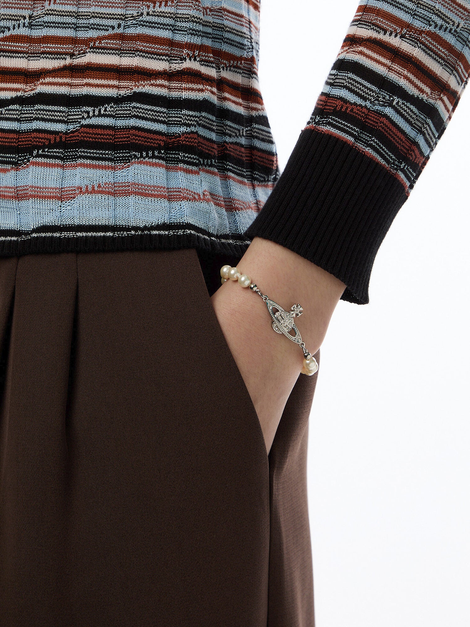 Mini Bas Relief Pearl Bracelet
