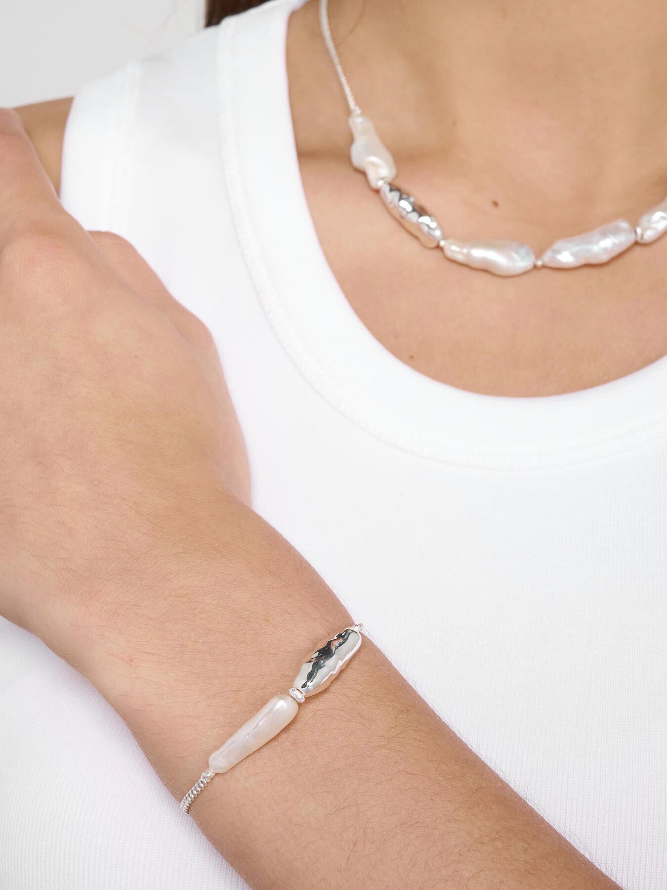 Freshwater Lustre Pearl Bracelet
