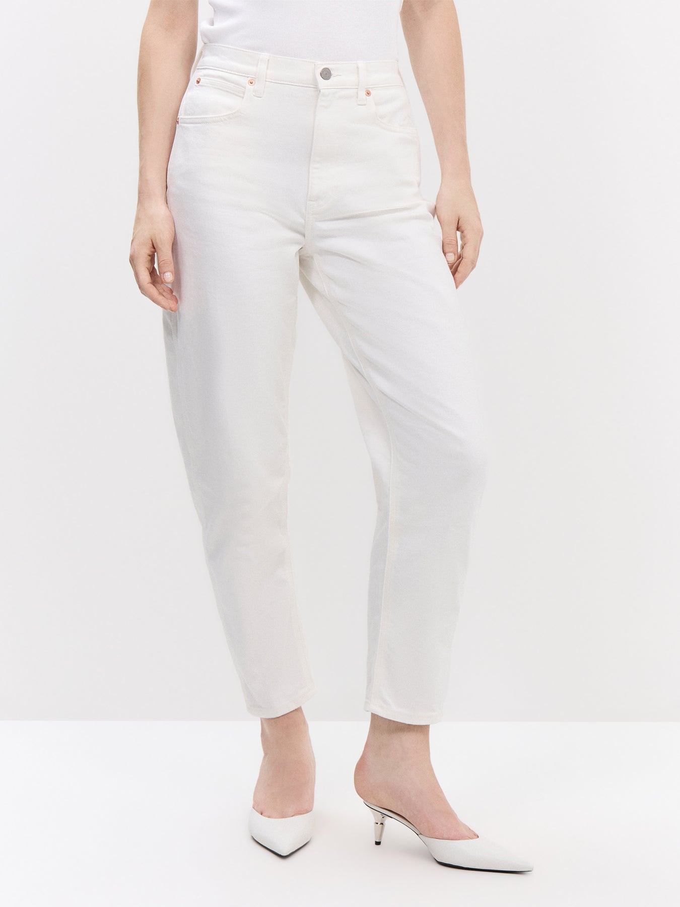 Tapered Straight Ankle Straight Jean