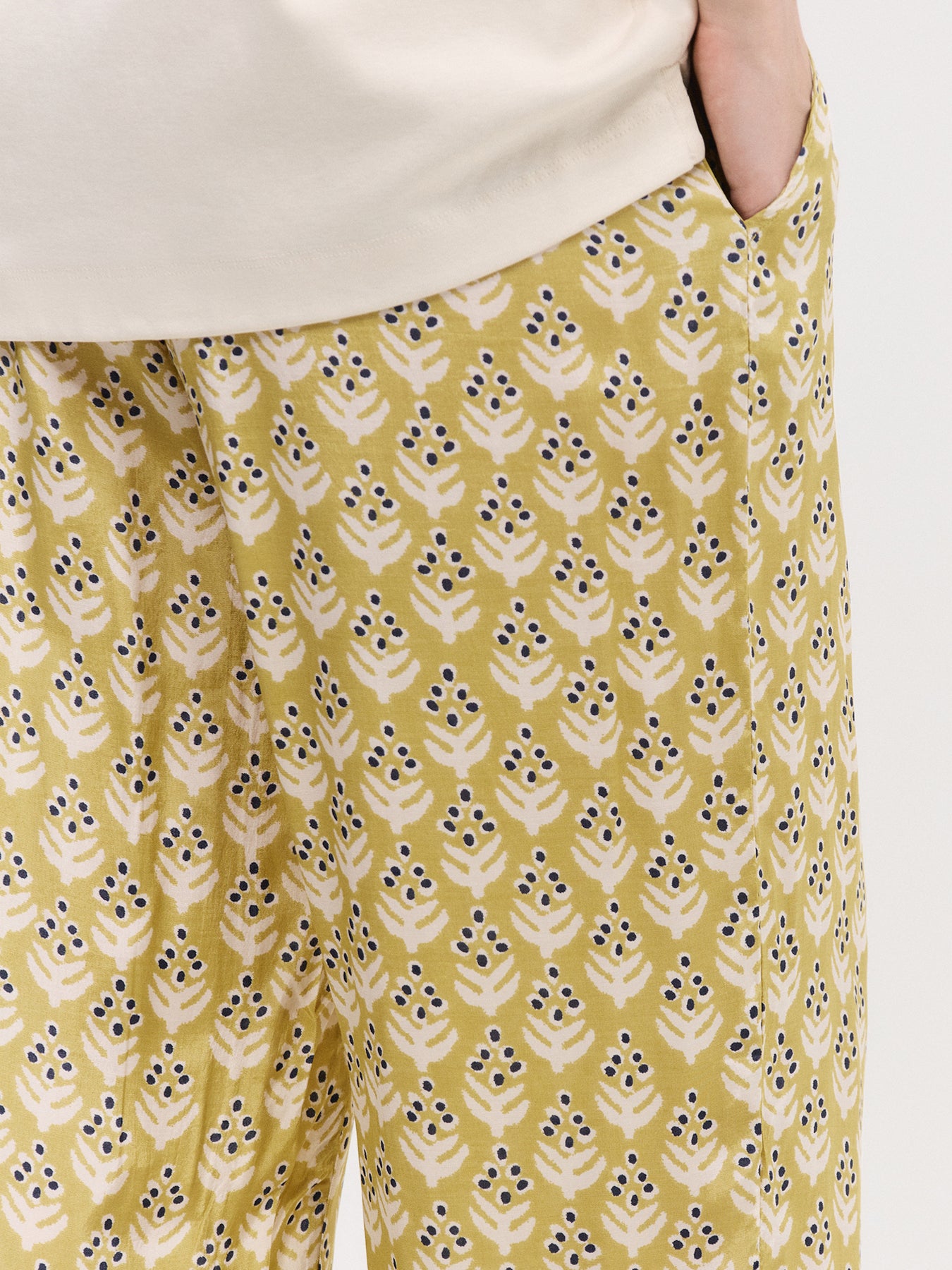 Peronella Straight Trousers