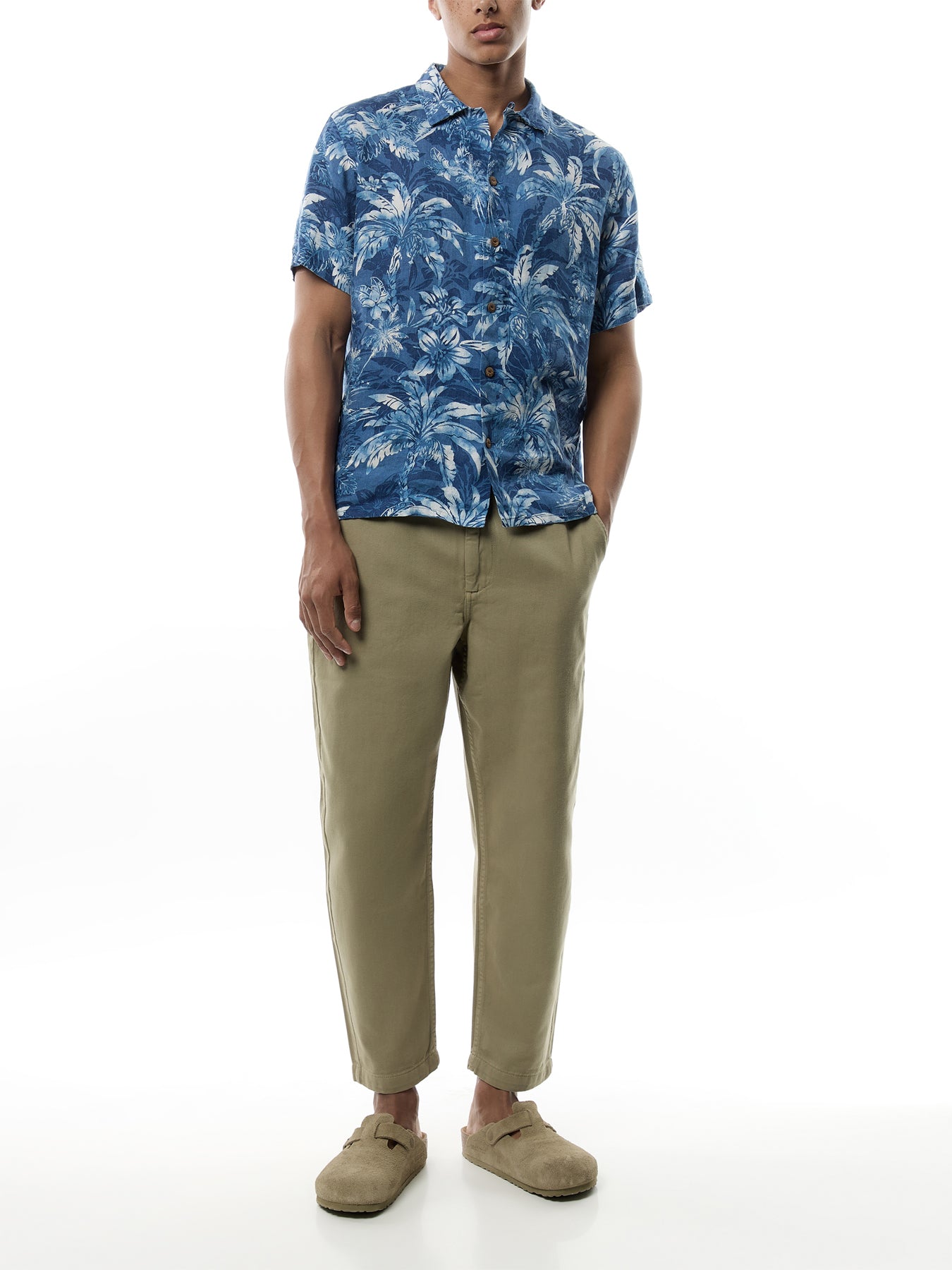Linen Palm Tree Short Sleeve Shirt