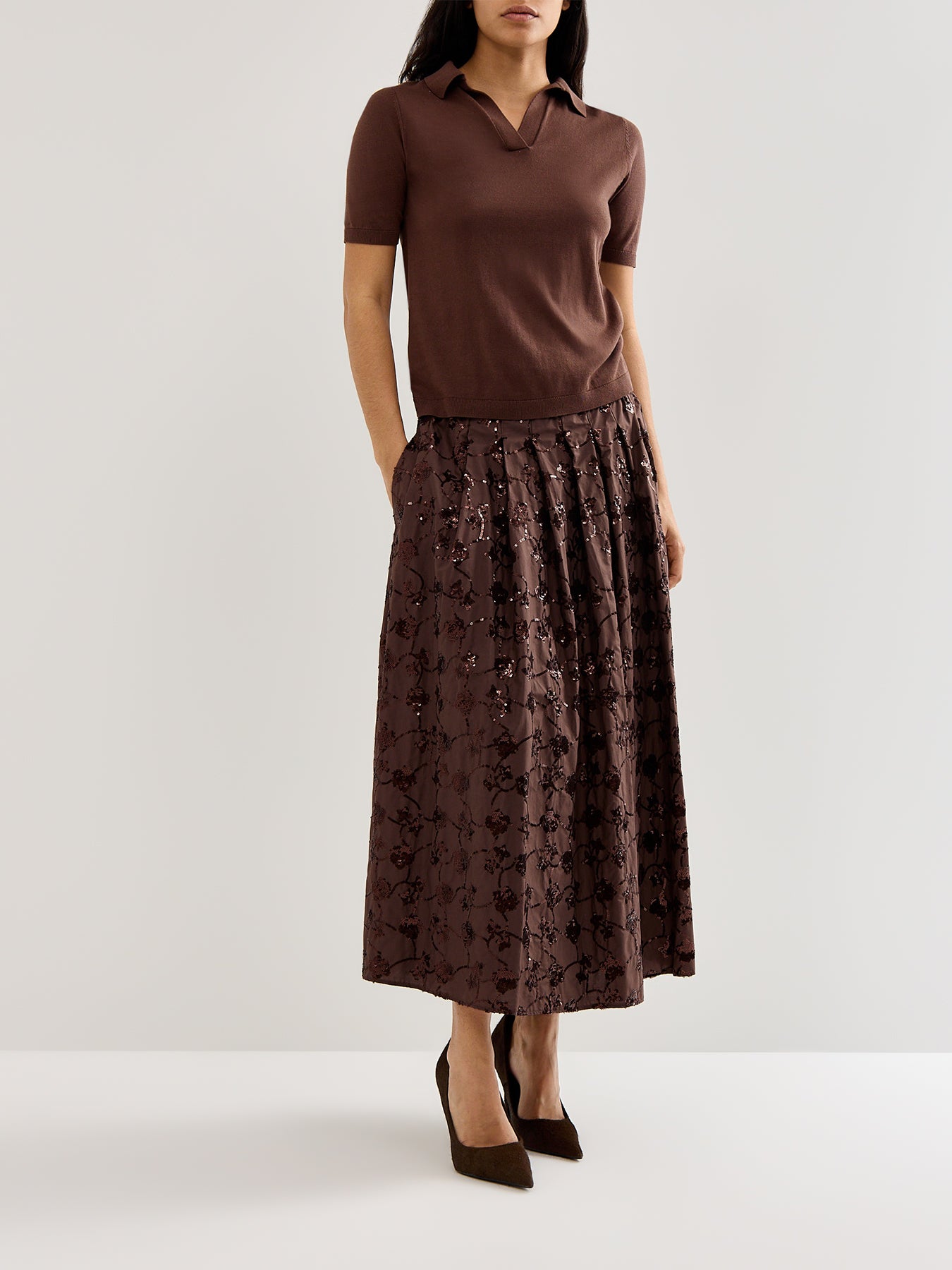Weekend Tempra Embroidered Full Skirt