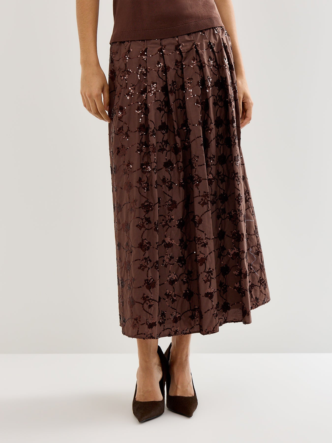 Weekend Tempra Embroidered Full Skirt
