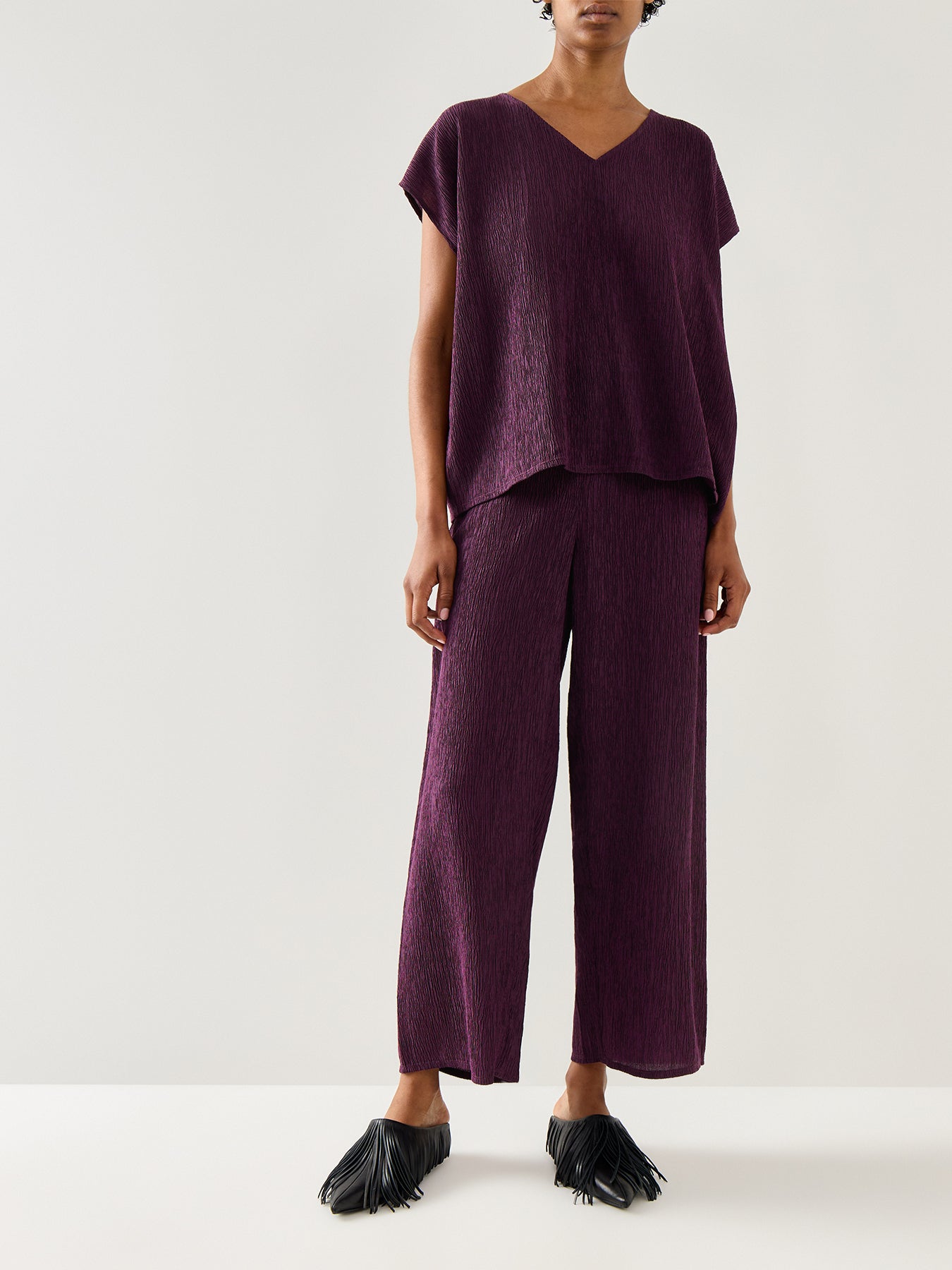 V-Neck Square Woven Plisse Top Purple